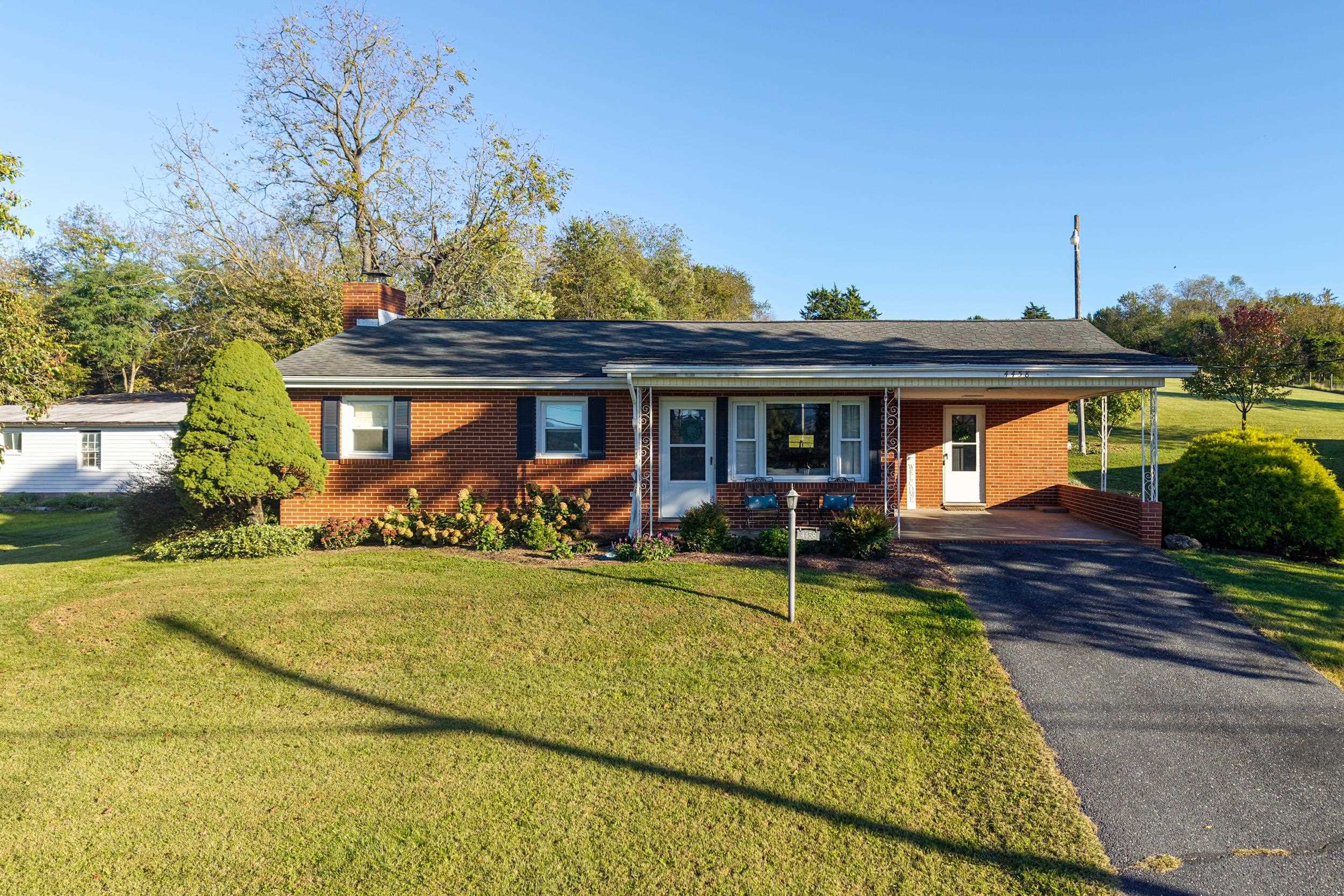 4458 KRATZER RD, ROCKINGHAM, Virginia 22802, 3 Bedrooms Bedrooms, ,1 BathroomBathrooms,Residential,4458 KRATZER RD,683259 MLS # 683259 4458 KRATZER RD, ROCKINGHAM, Virginia 22802, 3 Bedrooms Bedrooms, ,1 BathroomBathrooms,Residential,4458 KRATZER RD,683259 MLS # 683259
