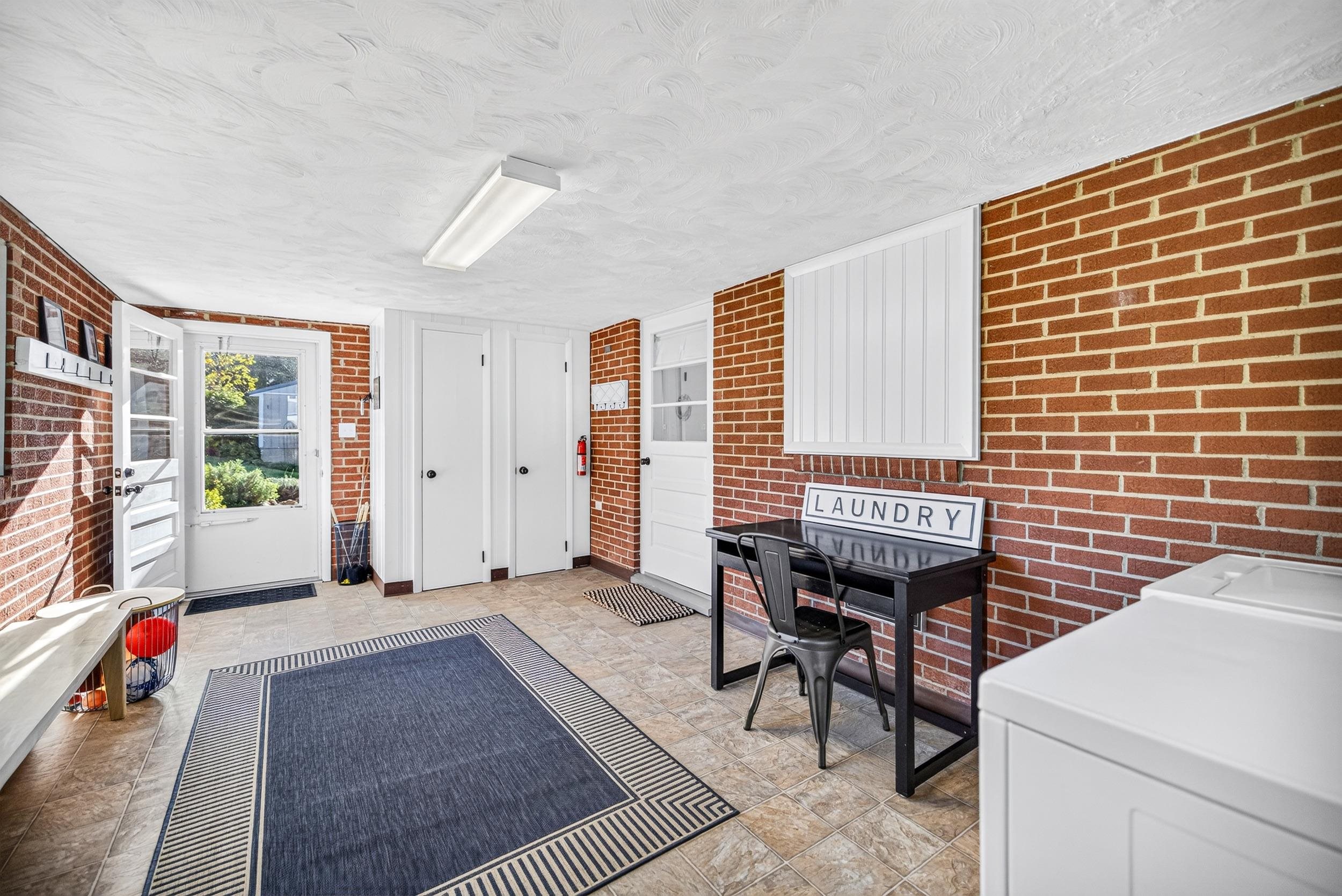 4458 KRATZER RD, ROCKINGHAM, Virginia 22802, 3 Bedrooms Bedrooms, ,1 BathroomBathrooms,Residential,4458 KRATZER RD,683259 MLS # 683259 4458 KRATZER RD, ROCKINGHAM, Virginia 22802, 3 Bedrooms Bedrooms, ,1 BathroomBathrooms,Residential,4458 KRATZER RD,683259 MLS # 683259