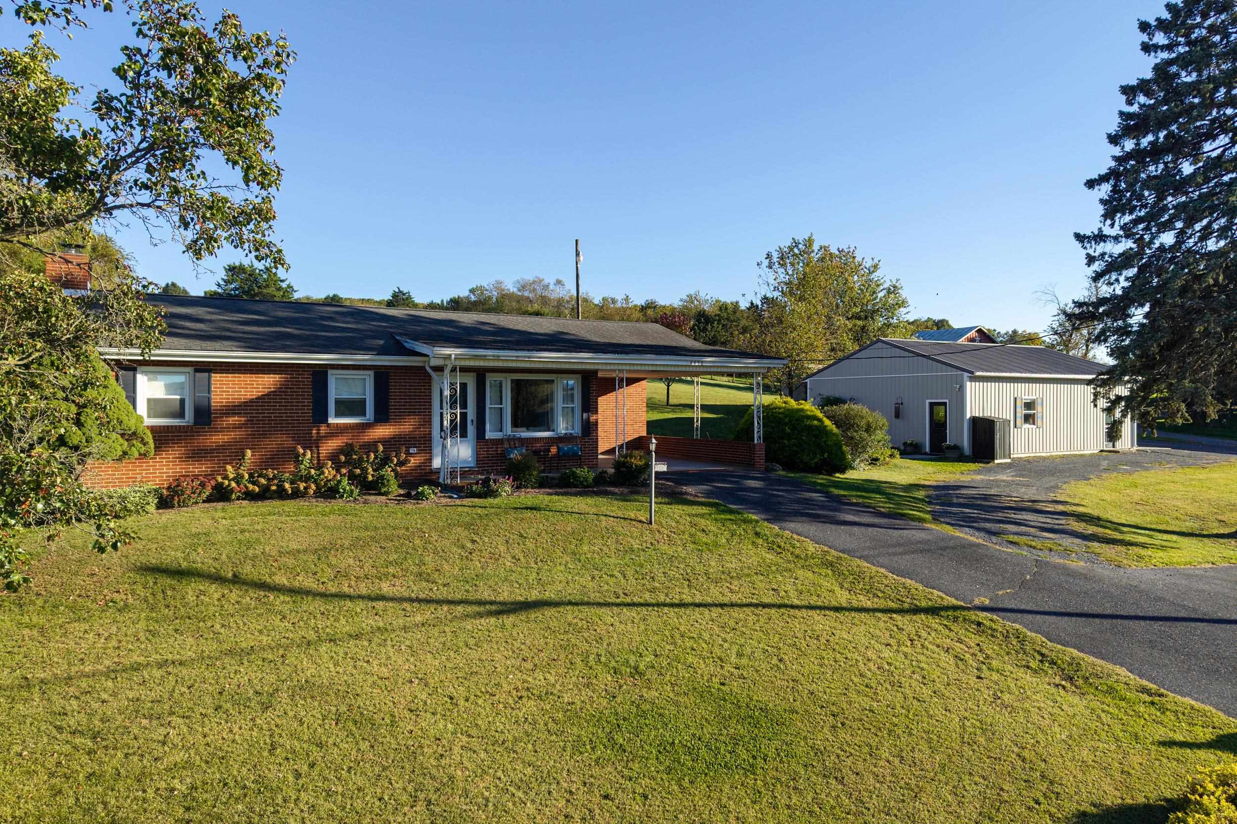 4458 KRATZER RD, ROCKINGHAM, Virginia 22802, 3 Bedrooms Bedrooms, ,1 BathroomBathrooms,Residential,4458 KRATZER RD,683259 MLS # 683259 4458 KRATZER RD, ROCKINGHAM, Virginia 22802, 3 Bedrooms Bedrooms, ,1 BathroomBathrooms,Residential,4458 KRATZER RD,683259 MLS # 683259