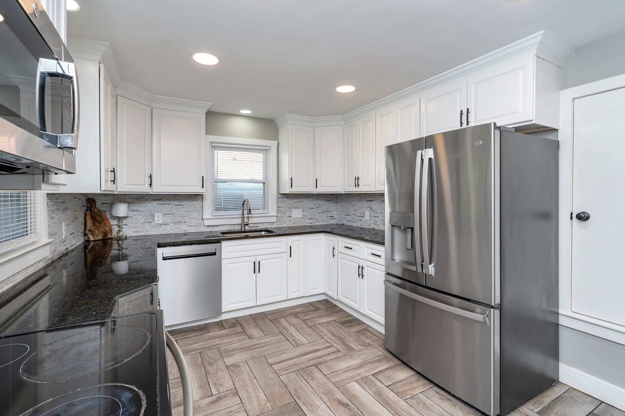 409 HENDREN AVE, STAUNTON, Virginia 24401, 3 Bedrooms Bedrooms, ,2 BathroomsBathrooms,Residential,409 HENDREN AVE,683522 MLS # 683522 409 HENDREN AVE, STAUNTON, Virginia 24401, 3 Bedrooms Bedrooms, ,2 BathroomsBathrooms,Residential,409 HENDREN AVE,683522 MLS # 683522