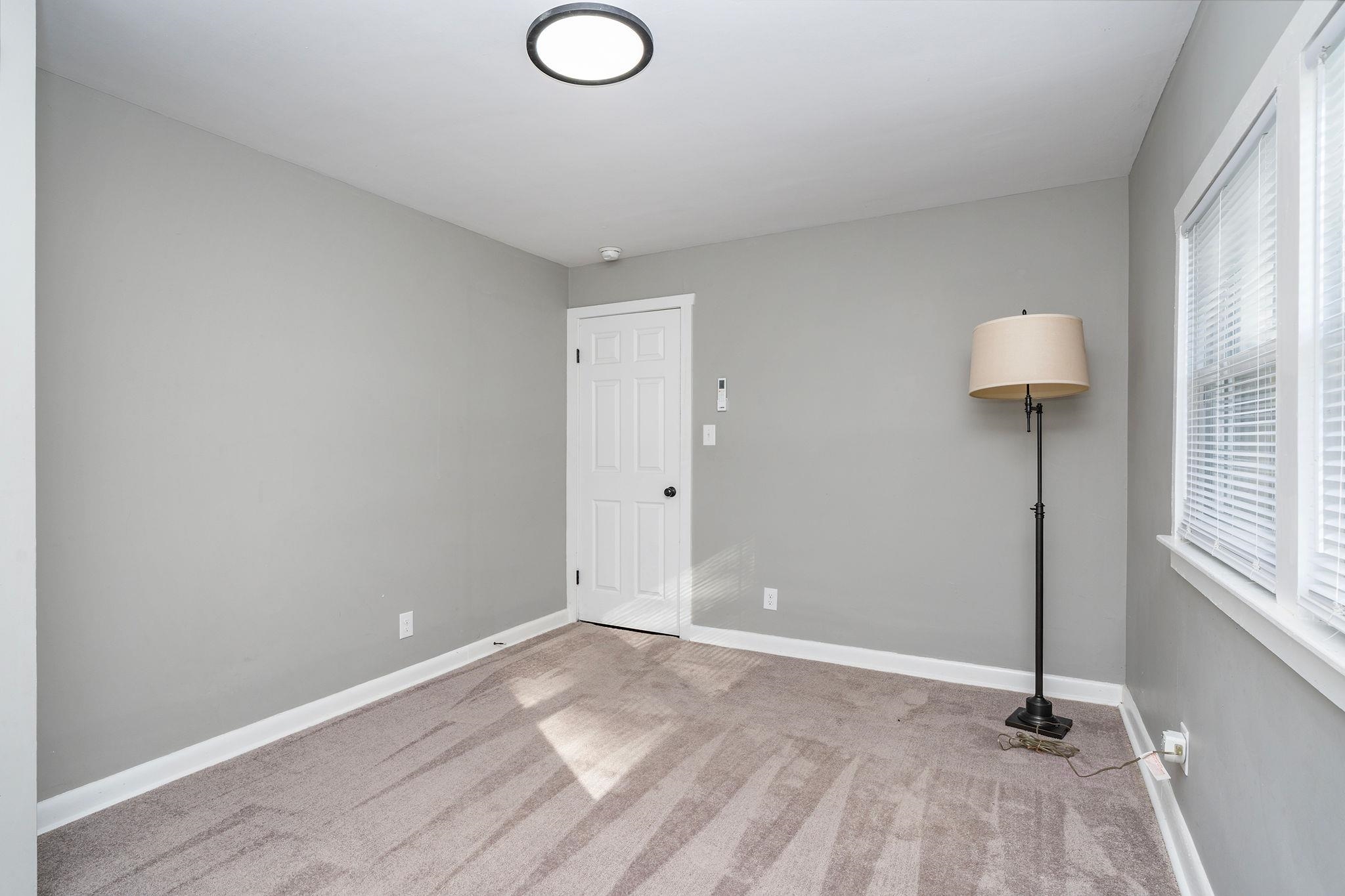 409 HENDREN AVE, STAUNTON, Virginia 24401, 3 Bedrooms Bedrooms, ,2 BathroomsBathrooms,Residential,409 HENDREN AVE,683522 MLS # 683522 409 HENDREN AVE, STAUNTON, Virginia 24401, 3 Bedrooms Bedrooms, ,2 BathroomsBathrooms,Residential,409 HENDREN AVE,683522 MLS # 683522