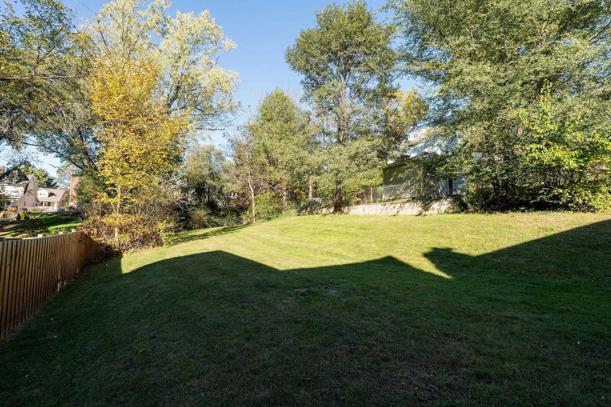 409 HENDREN AVE, STAUNTON, Virginia 24401, 3 Bedrooms Bedrooms, ,2 BathroomsBathrooms,Residential,409 HENDREN AVE,683522 MLS # 683522 409 HENDREN AVE, STAUNTON, Virginia 24401, 3 Bedrooms Bedrooms, ,2 BathroomsBathrooms,Residential,409 HENDREN AVE,683522 MLS # 683522