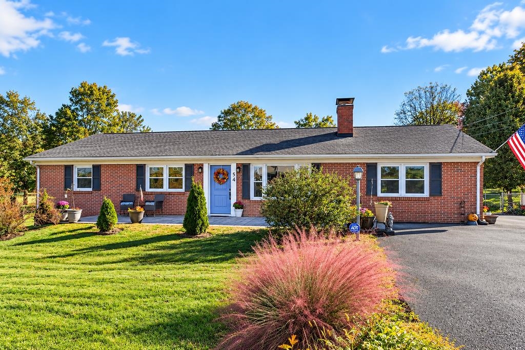 54 LEA DR, FISHERSVILLE, Virginia 22939, 3 Bedrooms Bedrooms, ,1 BathroomBathrooms,Residential,Charming one level brick home on a basement with a,54 LEA DR,683531 MLS # 683531 54 LEA DR, FISHERSVILLE, Virginia 22939, 3 Bedrooms Bedrooms, ,1 BathroomBathrooms,Residential,Charming one level brick home on a basement with a,54 LEA DR,683531 MLS # 683531