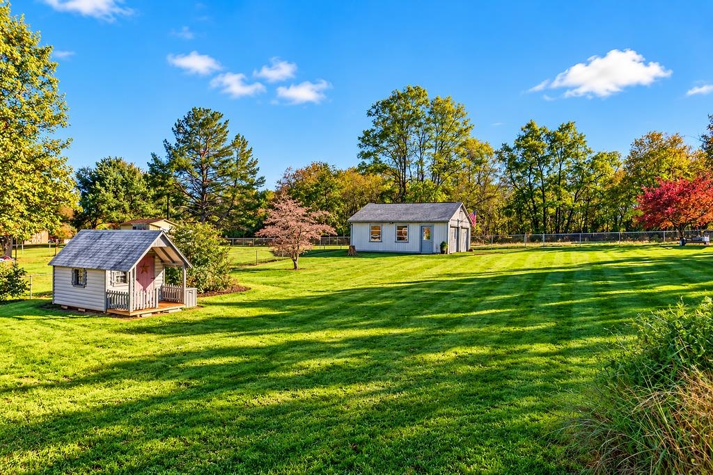 54 LEA DR, FISHERSVILLE, Virginia 22939, 3 Bedrooms Bedrooms, ,1 BathroomBathrooms,Residential,Charming one level brick home on a basement with a,54 LEA DR,683531 MLS # 683531 54 LEA DR, FISHERSVILLE, Virginia 22939, 3 Bedrooms Bedrooms, ,1 BathroomBathrooms,Residential,Charming one level brick home on a basement with a,54 LEA DR,683531 MLS # 683531