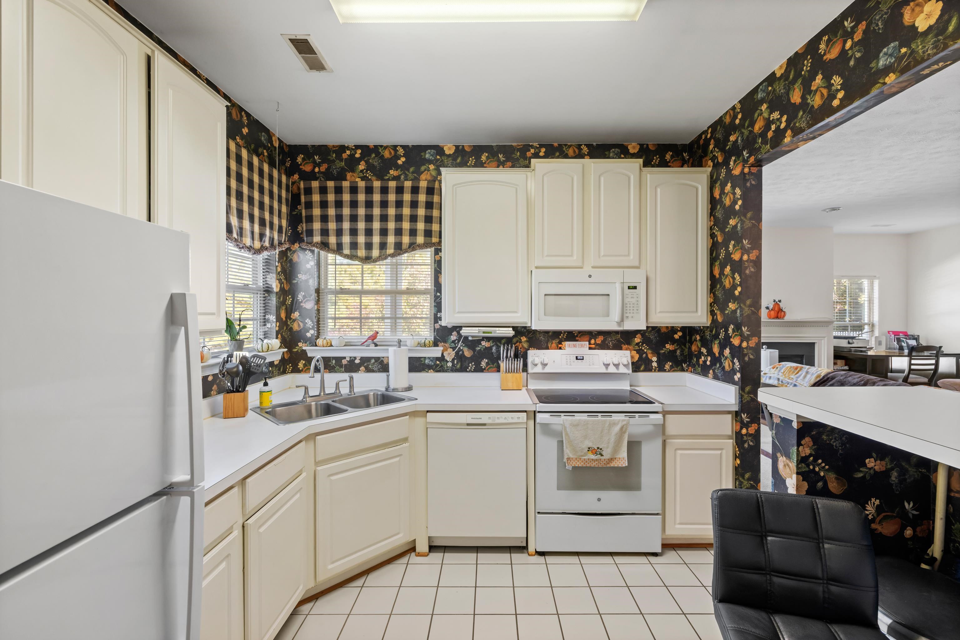 1245 WORDSWORTH CT, HARRISONBURG, Virginia 22802, 2 Bedrooms Bedrooms, ,2 BathroomsBathrooms,Residential,1245 WORDSWORTH CT,683534 MLS # 683534