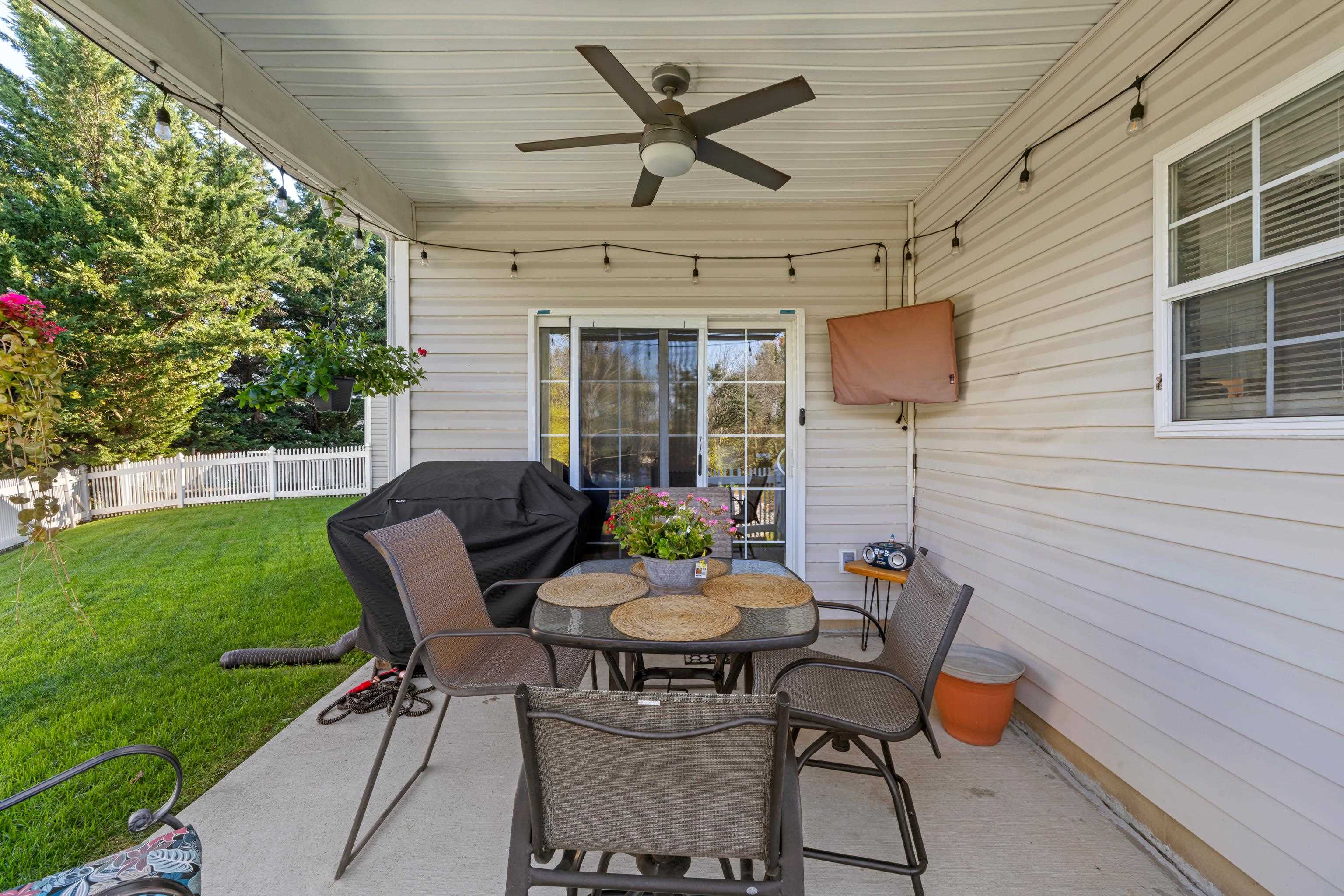 1245 WORDSWORTH CT, HARRISONBURG, Virginia 22802, 2 Bedrooms Bedrooms, ,2 BathroomsBathrooms,Residential,1245 WORDSWORTH CT,683534 MLS # 683534