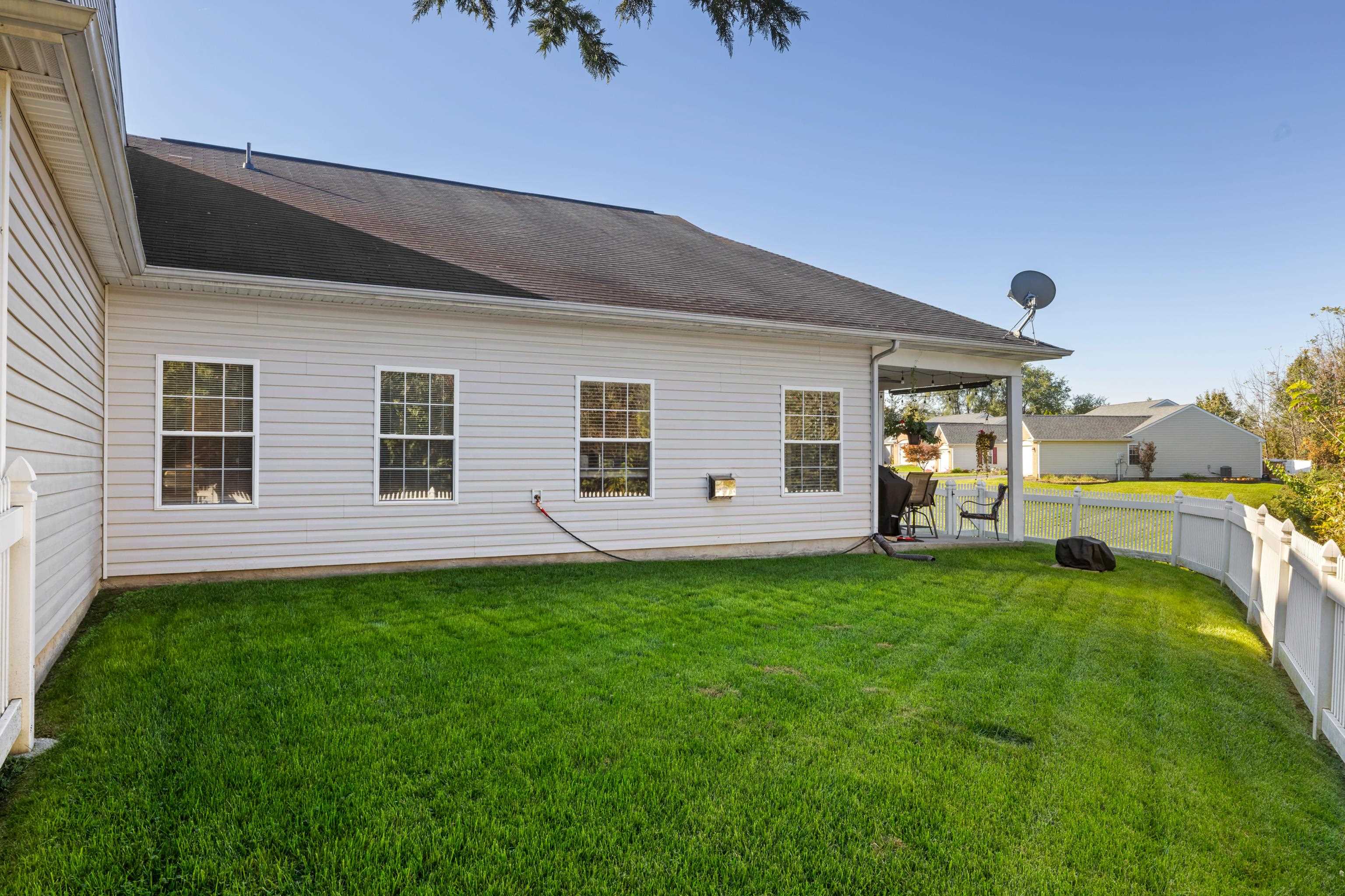 1245 WORDSWORTH CT, HARRISONBURG, Virginia 22802, 2 Bedrooms Bedrooms, ,2 BathroomsBathrooms,Residential,1245 WORDSWORTH CT,683534 MLS # 683534