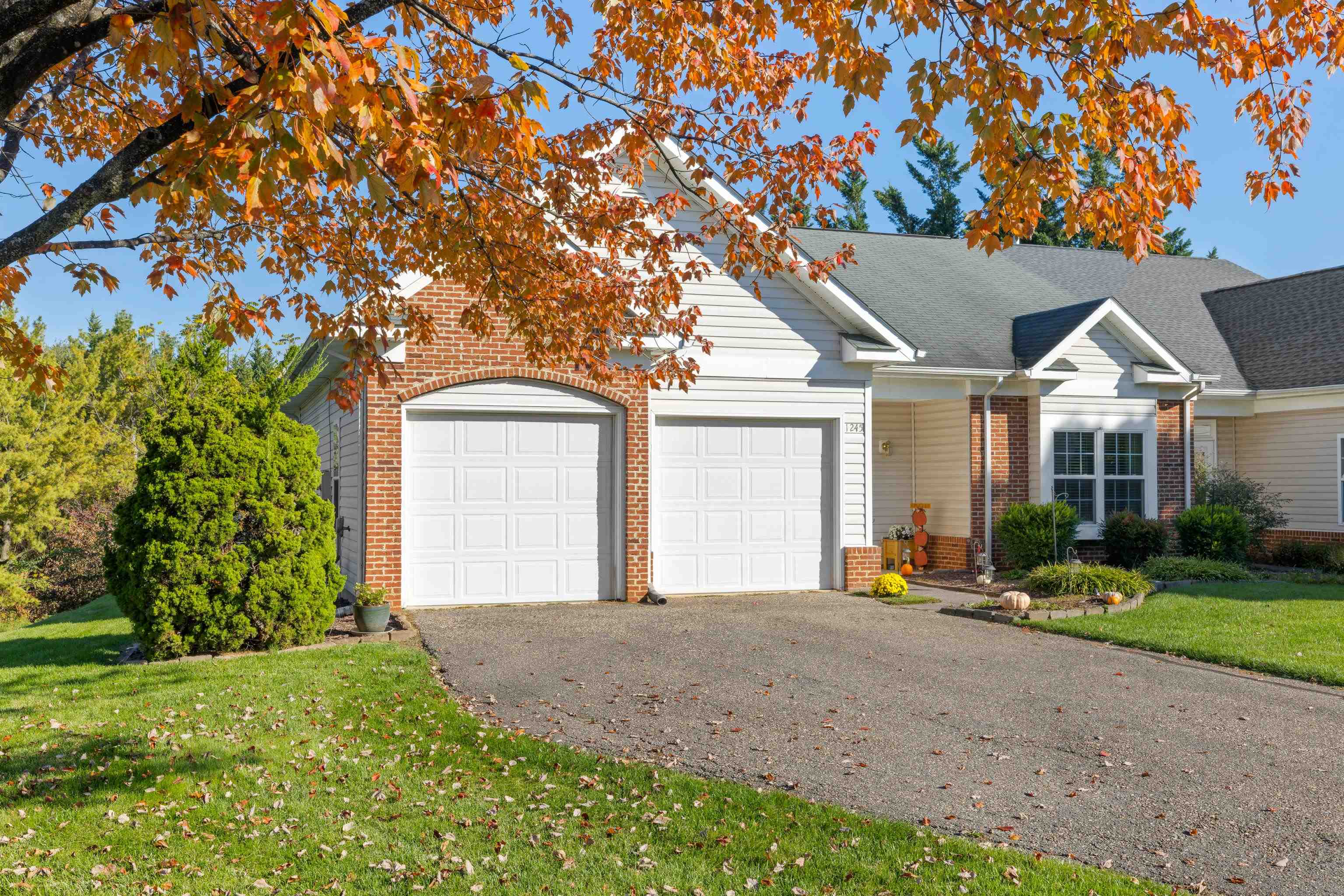 1245 WORDSWORTH CT, HARRISONBURG, Virginia 22802, 2 Bedrooms Bedrooms, ,2 BathroomsBathrooms,Residential,1245 WORDSWORTH CT,683534 MLS # 683534
