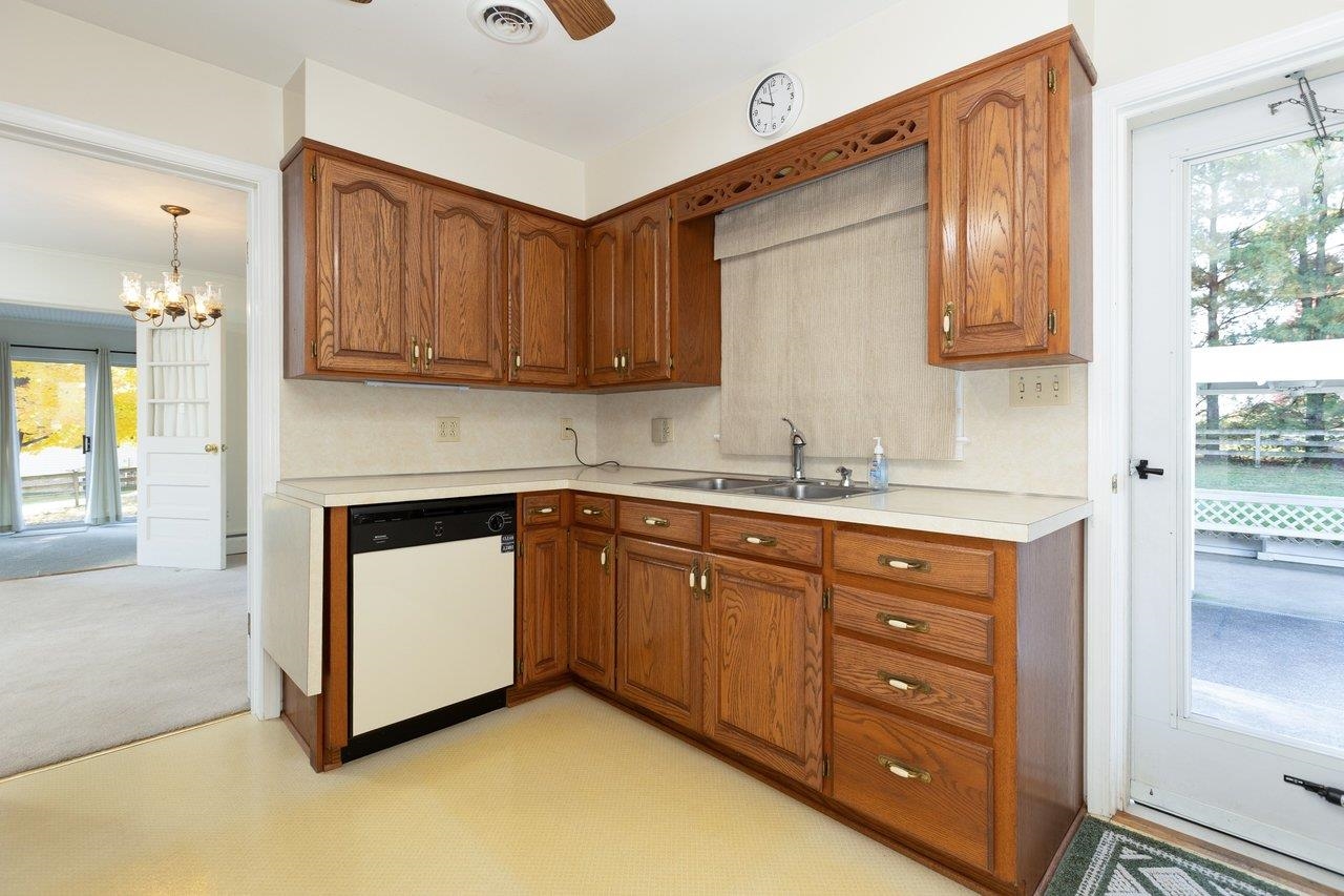 611 WOODS RD, ROCKINGHAM, Virginia 22801, 3 Bedrooms Bedrooms, ,2 BathroomsBathrooms,Residential,Jo Ann Huffman,611 WOODS RD,683536 MLS # 683536