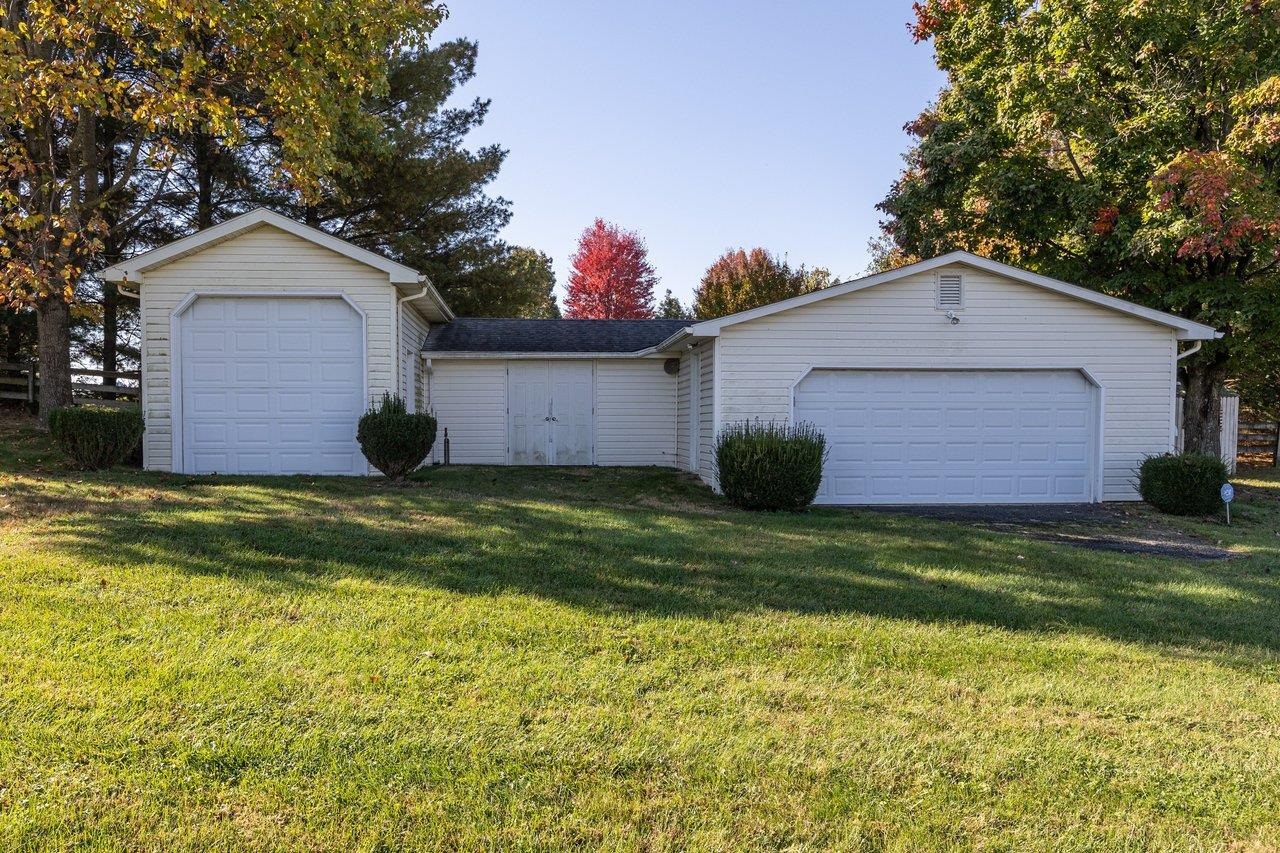 611 WOODS RD, ROCKINGHAM, Virginia 22801, 3 Bedrooms Bedrooms, ,2 BathroomsBathrooms,Residential,Jo Ann Huffman,611 WOODS RD,683536 MLS # 683536