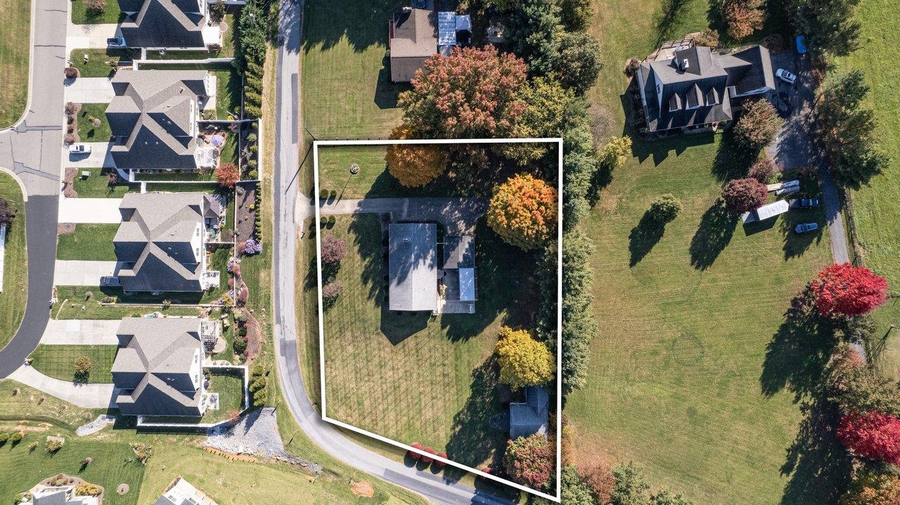 611 WOODS RD, ROCKINGHAM, Virginia 22801, 3 Bedrooms Bedrooms, ,2 BathroomsBathrooms,Residential,Jo Ann Huffman,611 WOODS RD,683536 MLS # 683536