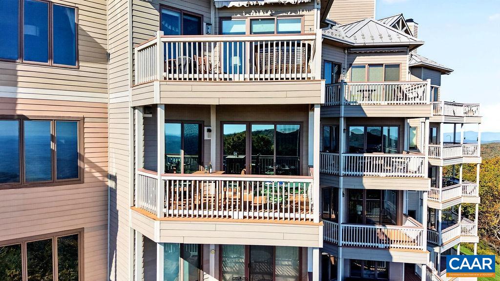 1942 HIGH RIDGE PL CONDOS, WINTERGREEN RESORT, Virginia 22967, 2 Bedrooms Bedrooms, ,2 BathroomsBathrooms,Residential,1942 HIGH RIDGE PL CONDOS,683381 MLS # 683381