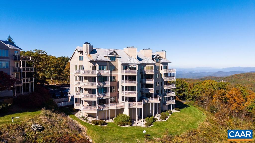 1942 HIGH RIDGE PL CONDOS, WINTERGREEN RESORT, Virginia 22967, 2 Bedrooms Bedrooms, ,2 BathroomsBathrooms,Residential,1942 HIGH RIDGE PL CONDOS,683381 MLS # 683381