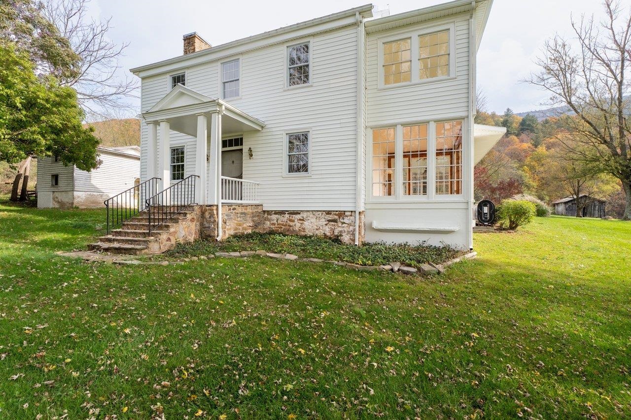 16090 BROCKS GAP RD, FULKS RUN, Virginia 22830, 3 Bedrooms Bedrooms, ,3 BathroomsBathrooms,Residential,Liskey Property,16090 BROCKS GAP RD,683394 MLS # 683394 16090 BROCKS GAP RD, FULKS RUN, Virginia 22830, 3 Bedrooms Bedrooms, ,3 BathroomsBathrooms,Residential,Liskey Property,16090 BROCKS GAP RD,683394 MLS # 683394