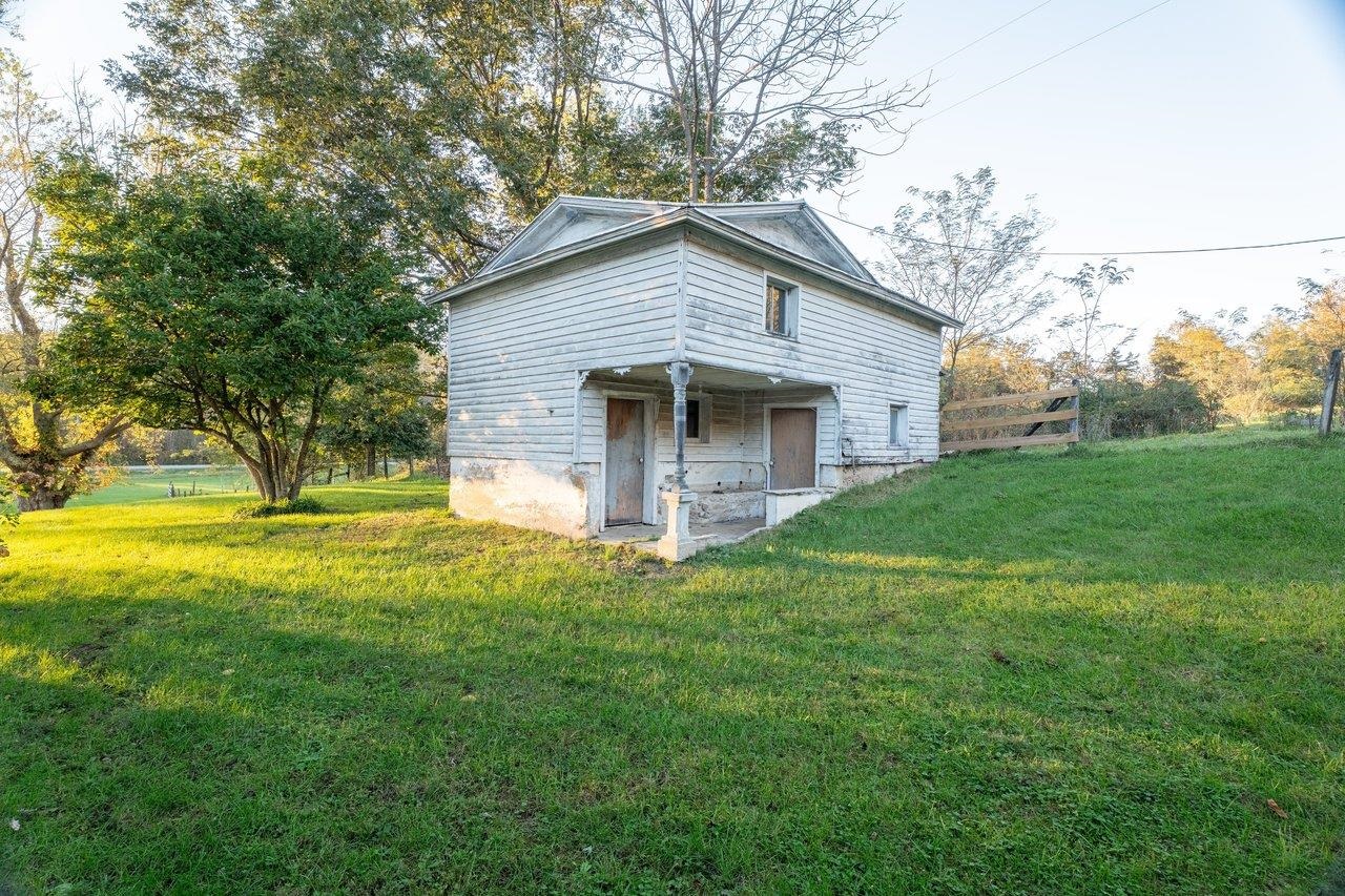 16090 BROCKS GAP RD, FULKS RUN, Virginia 22830, 3 Bedrooms Bedrooms, ,3 BathroomsBathrooms,Residential,Liskey Property,16090 BROCKS GAP RD,683394 MLS # 683394 16090 BROCKS GAP RD, FULKS RUN, Virginia 22830, 3 Bedrooms Bedrooms, ,3 BathroomsBathrooms,Residential,Liskey Property,16090 BROCKS GAP RD,683394 MLS # 683394