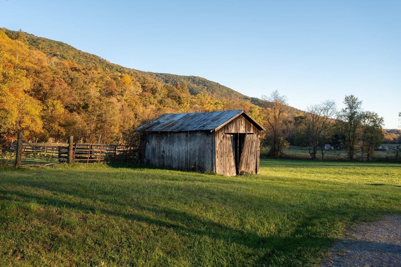 16090 BROCKS GAP RD, FULKS RUN, Virginia 22830, 3 Bedrooms Bedrooms, ,3 BathroomsBathrooms,Residential,Liskey Property,16090 BROCKS GAP RD,683394 MLS # 683394 16090 BROCKS GAP RD, FULKS RUN, Virginia 22830, 3 Bedrooms Bedrooms, ,3 BathroomsBathrooms,Residential,Liskey Property,16090 BROCKS GAP RD,683394 MLS # 683394