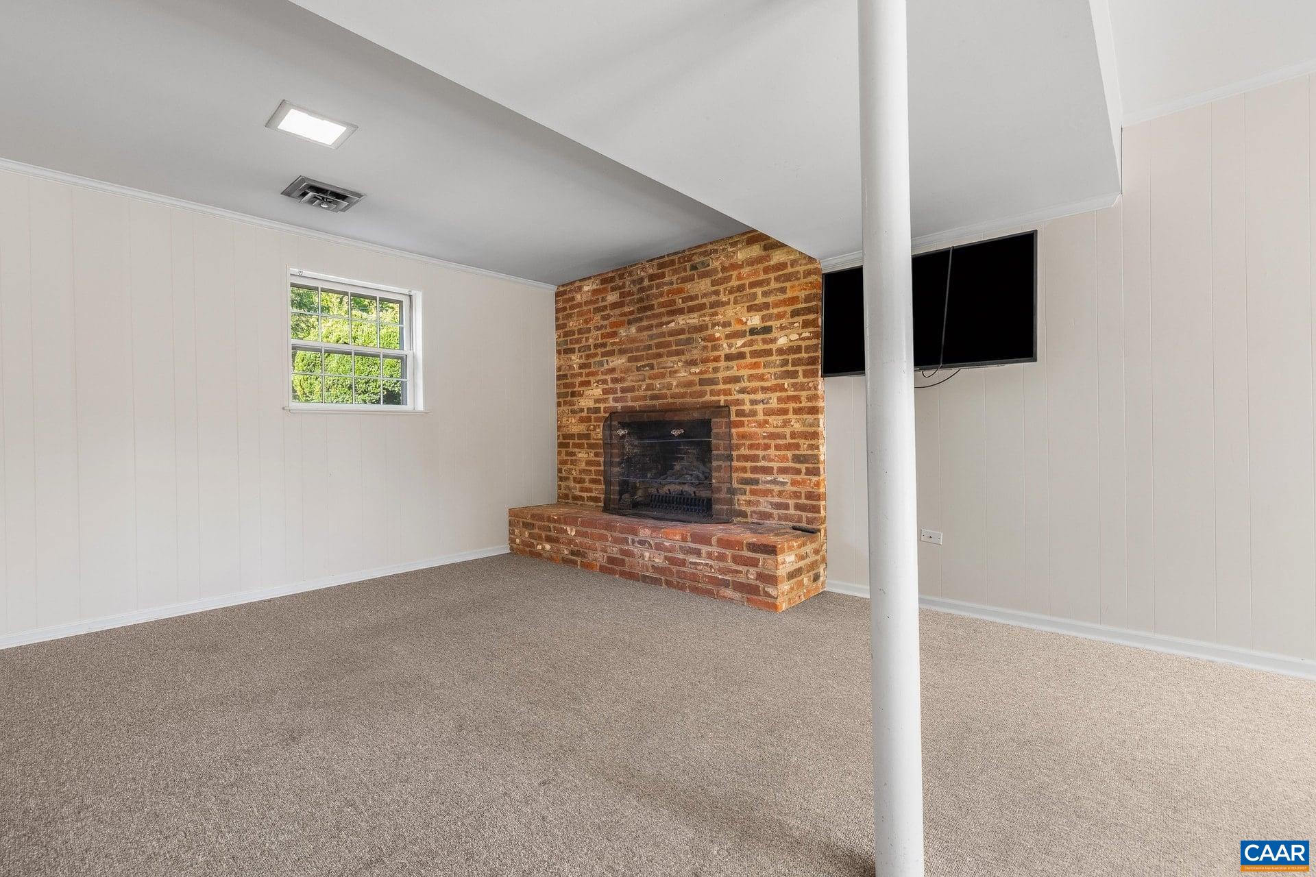 2708 NORTHFIELD RD, CHARLOTTESVILLE, Virginia 22901, 4 Bedrooms Bedrooms, ,2 BathroomsBathrooms,Residential,2708 NORTHFIELD RD,683465 MLS # 683465 2708 NORTHFIELD RD, CHARLOTTESVILLE, Virginia 22901, 4 Bedrooms Bedrooms, ,2 BathroomsBathrooms,Residential,2708 NORTHFIELD RD,683465 MLS # 683465