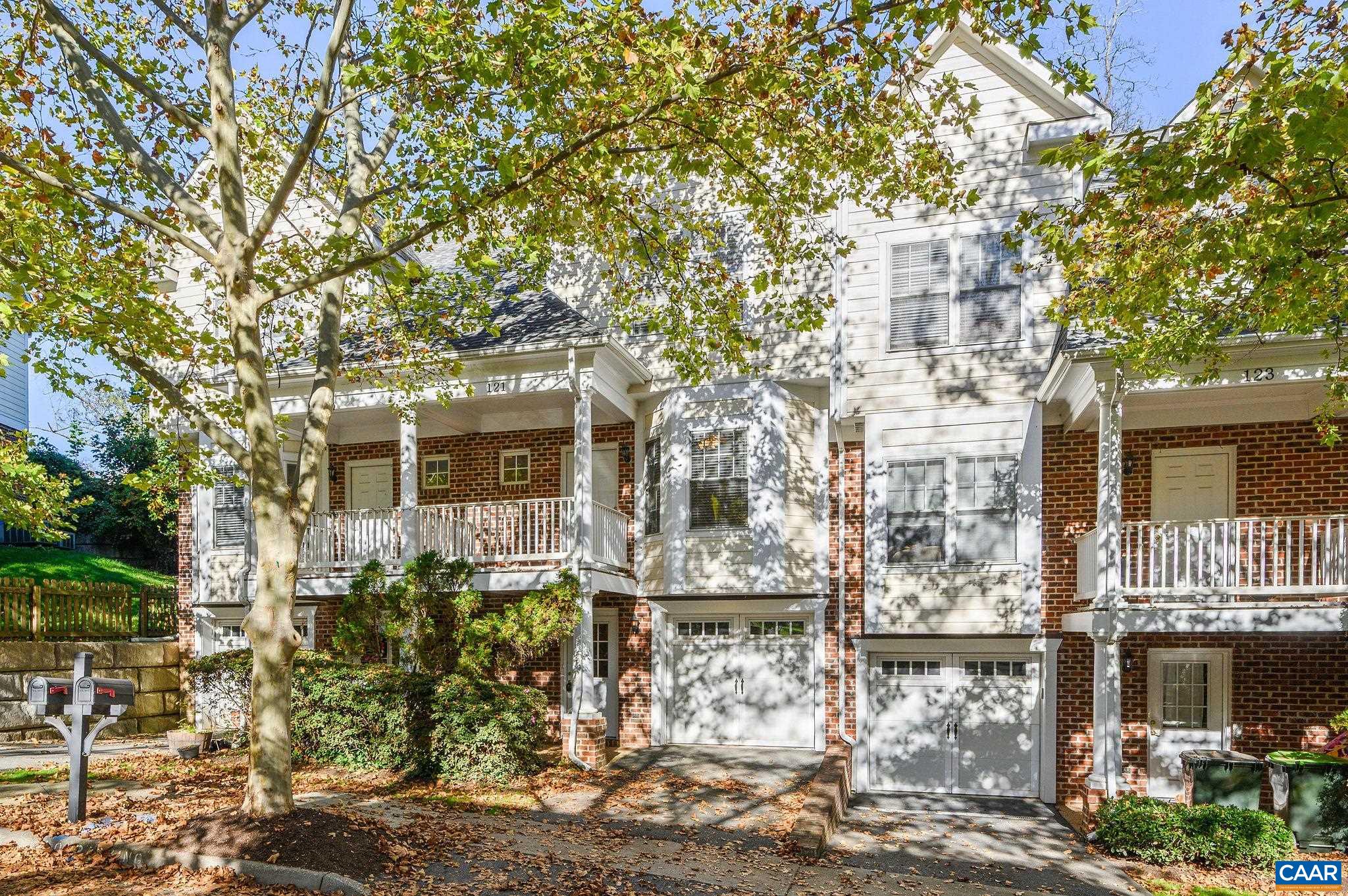 121 OLD FIFTH CIR, CHARLOTTESVILLE, Virginia 22903, 3 Bedrooms Bedrooms, ,2 BathroomsBathrooms,Residential,121 OLD FIFTH CIR,683475 MLS # 683475 121 OLD FIFTH CIR, CHARLOTTESVILLE, Virginia 22903, 3 Bedrooms Bedrooms, ,2 BathroomsBathrooms,Residential,121 OLD FIFTH CIR,683475 MLS # 683475