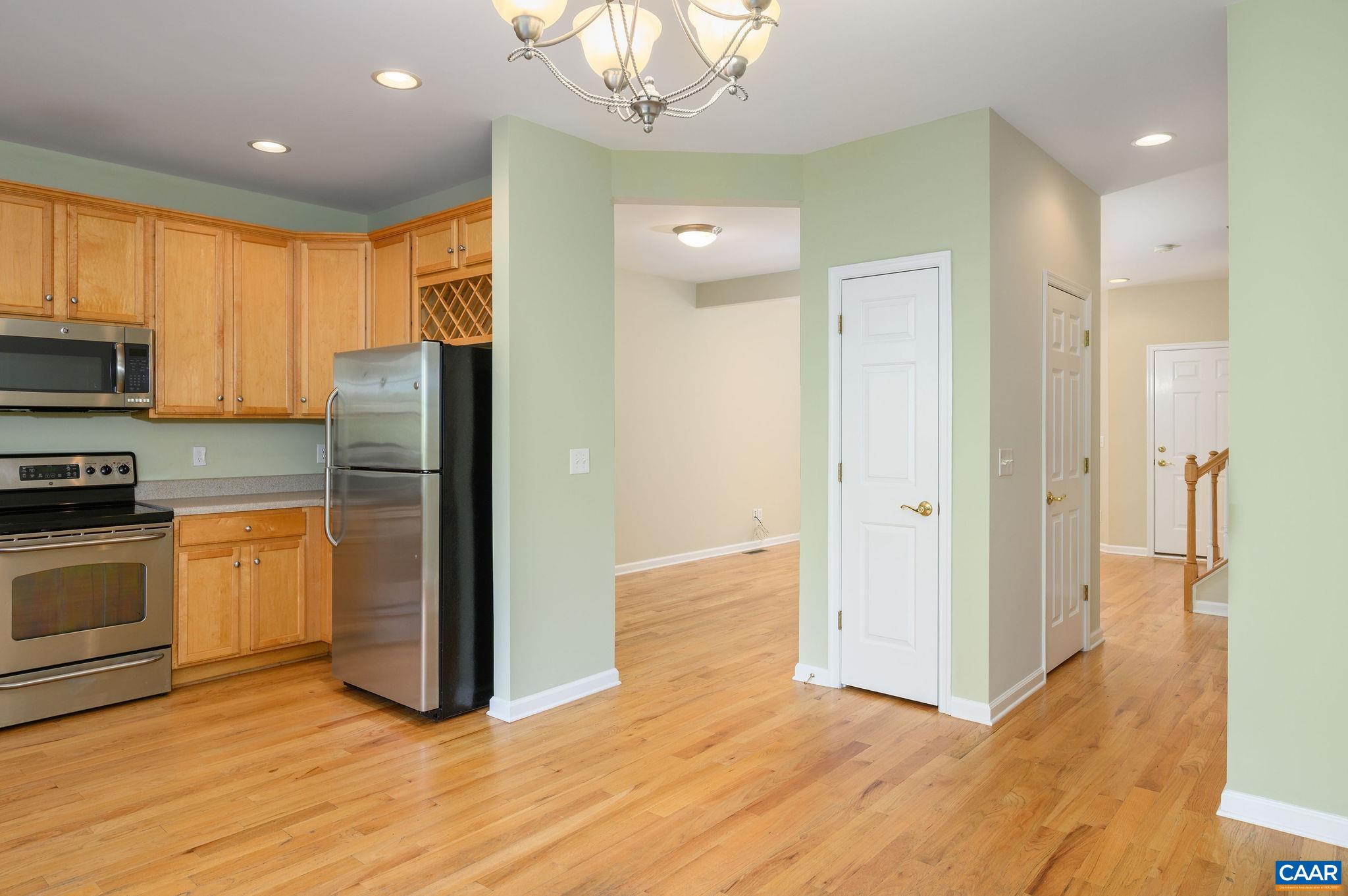 121 OLD FIFTH CIR, CHARLOTTESVILLE, Virginia 22903, 3 Bedrooms Bedrooms, ,2 BathroomsBathrooms,Residential,121 OLD FIFTH CIR,683475 MLS # 683475 121 OLD FIFTH CIR, CHARLOTTESVILLE, Virginia 22903, 3 Bedrooms Bedrooms, ,2 BathroomsBathrooms,Residential,121 OLD FIFTH CIR,683475 MLS # 683475