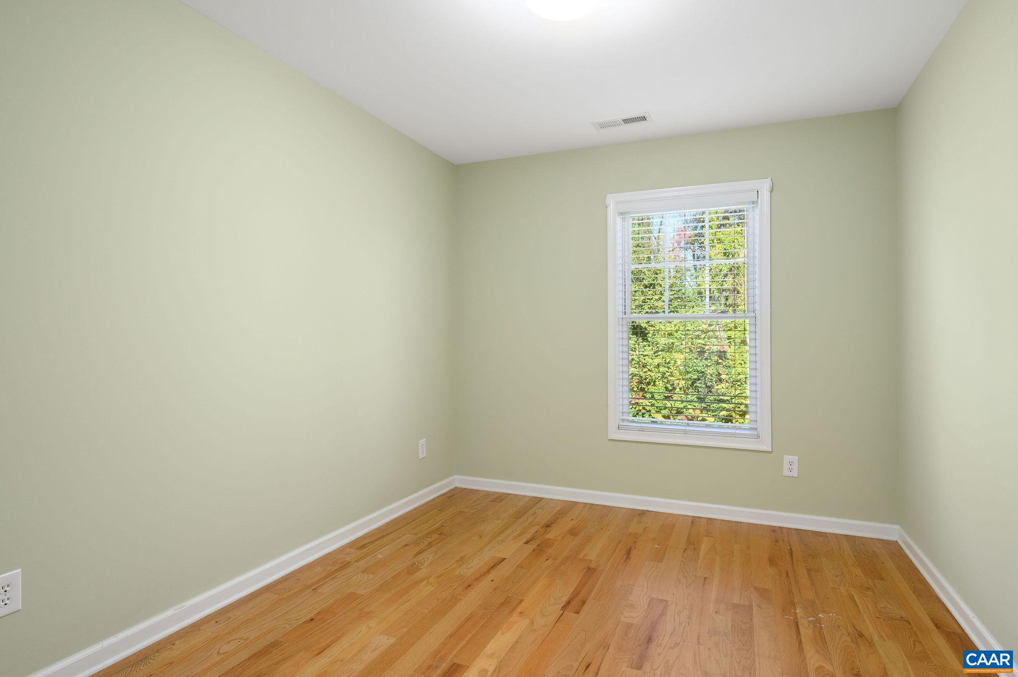 121 OLD FIFTH CIR, CHARLOTTESVILLE, Virginia 22903, 3 Bedrooms Bedrooms, ,2 BathroomsBathrooms,Residential,121 OLD FIFTH CIR,683475 MLS # 683475 121 OLD FIFTH CIR, CHARLOTTESVILLE, Virginia 22903, 3 Bedrooms Bedrooms, ,2 BathroomsBathrooms,Residential,121 OLD FIFTH CIR,683475 MLS # 683475