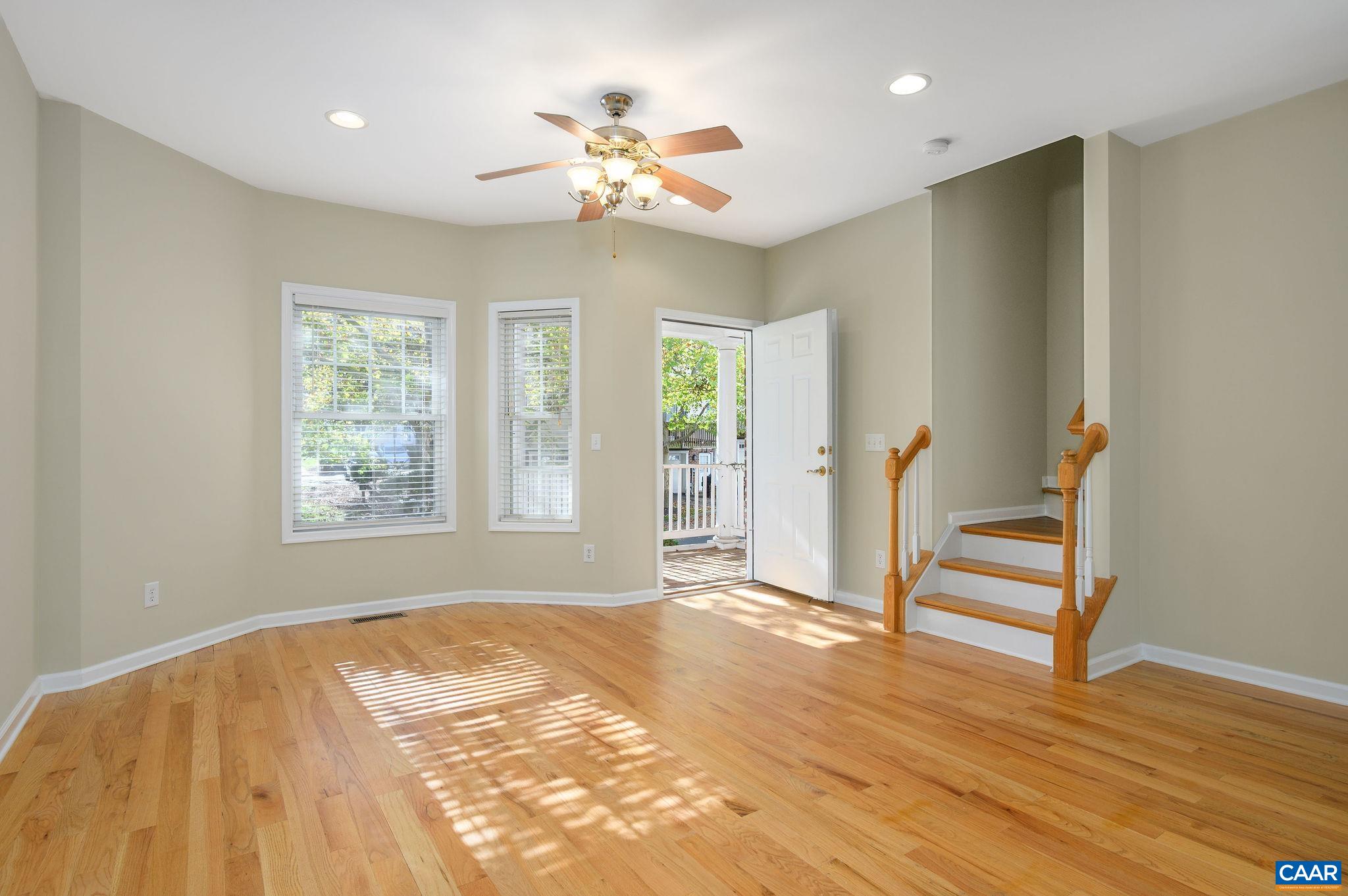 121 OLD FIFTH CIR, CHARLOTTESVILLE, Virginia 22903, 3 Bedrooms Bedrooms, ,2 BathroomsBathrooms,Residential,121 OLD FIFTH CIR,683475 MLS # 683475 121 OLD FIFTH CIR, CHARLOTTESVILLE, Virginia 22903, 3 Bedrooms Bedrooms, ,2 BathroomsBathrooms,Residential,121 OLD FIFTH CIR,683475 MLS # 683475