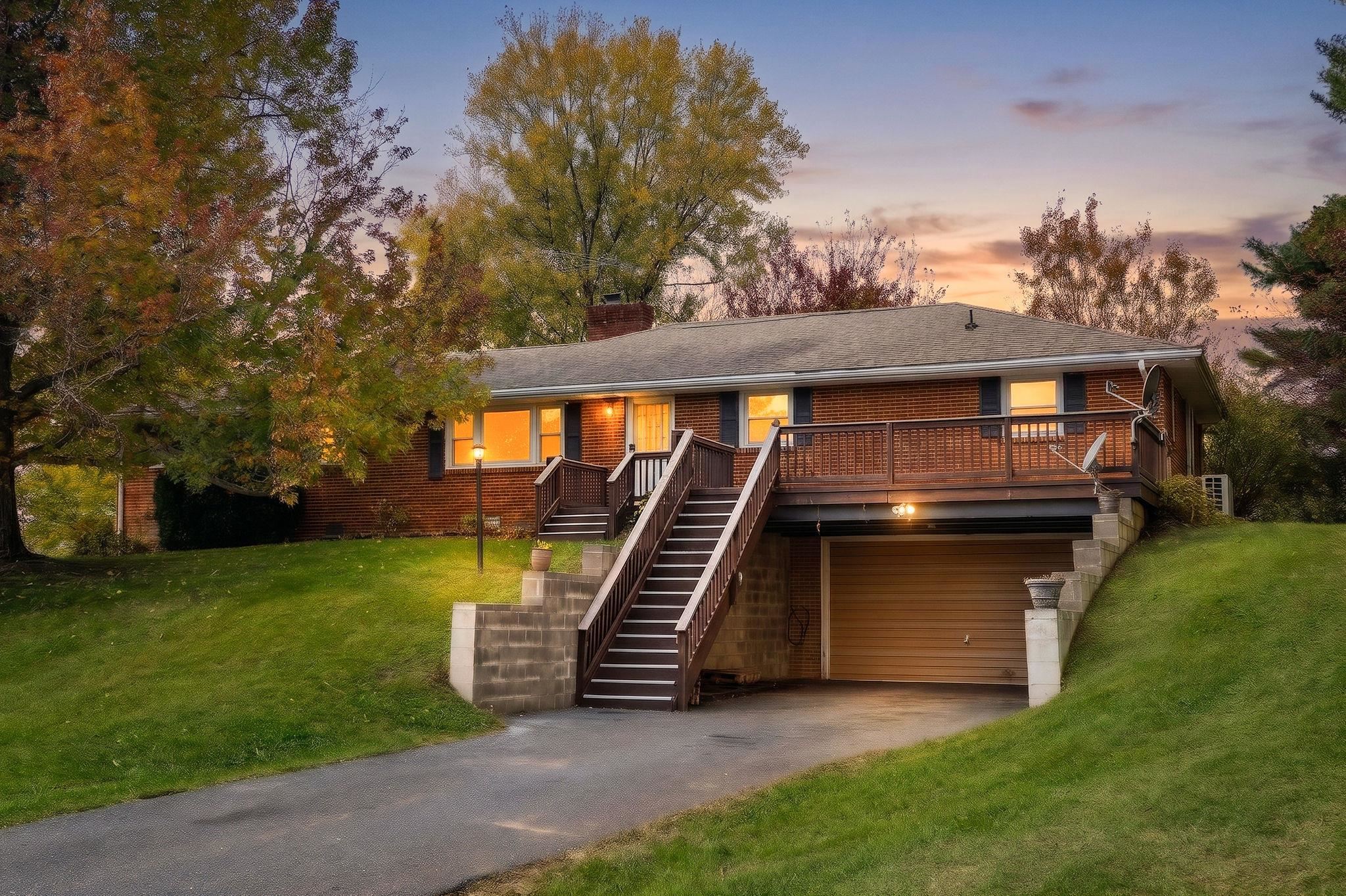 21 PEAK LN, WAYNESBORO, Virginia 22980, 3 Bedrooms Bedrooms, ,2 BathroomsBathrooms,Residential,21 PEAK LN,683539 MLS # 683539 21 PEAK LN, WAYNESBORO, Virginia 22980, 3 Bedrooms Bedrooms, ,2 BathroomsBathrooms,Residential,21 PEAK LN,683539 MLS # 683539