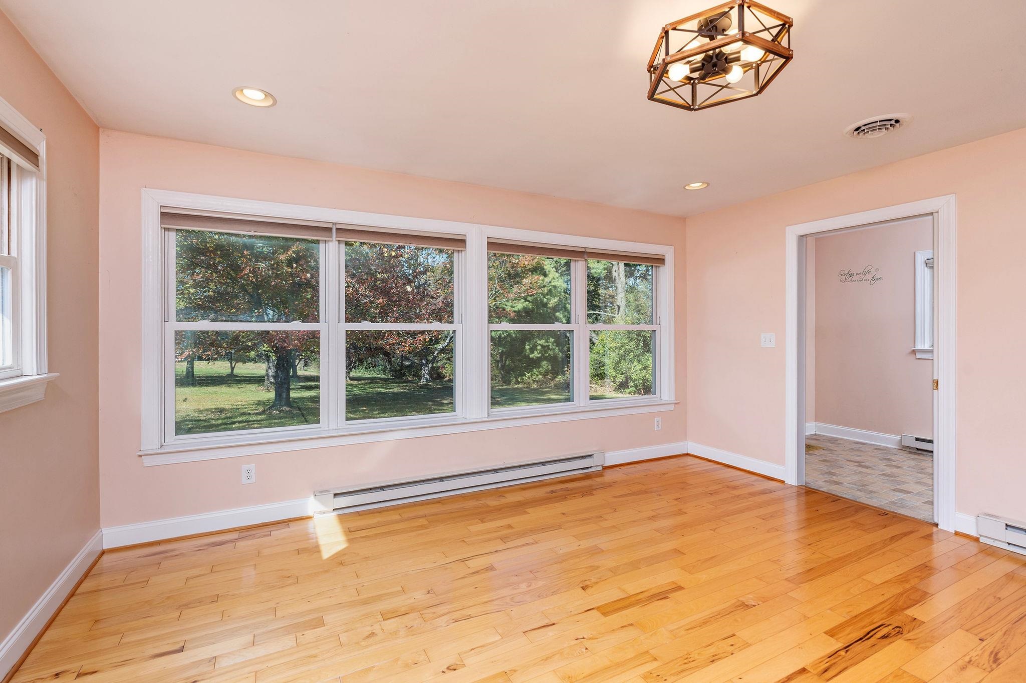 21 PEAK LN, WAYNESBORO, Virginia 22980, 3 Bedrooms Bedrooms, ,2 BathroomsBathrooms,Residential,21 PEAK LN,683539 MLS # 683539 21 PEAK LN, WAYNESBORO, Virginia 22980, 3 Bedrooms Bedrooms, ,2 BathroomsBathrooms,Residential,21 PEAK LN,683539 MLS # 683539