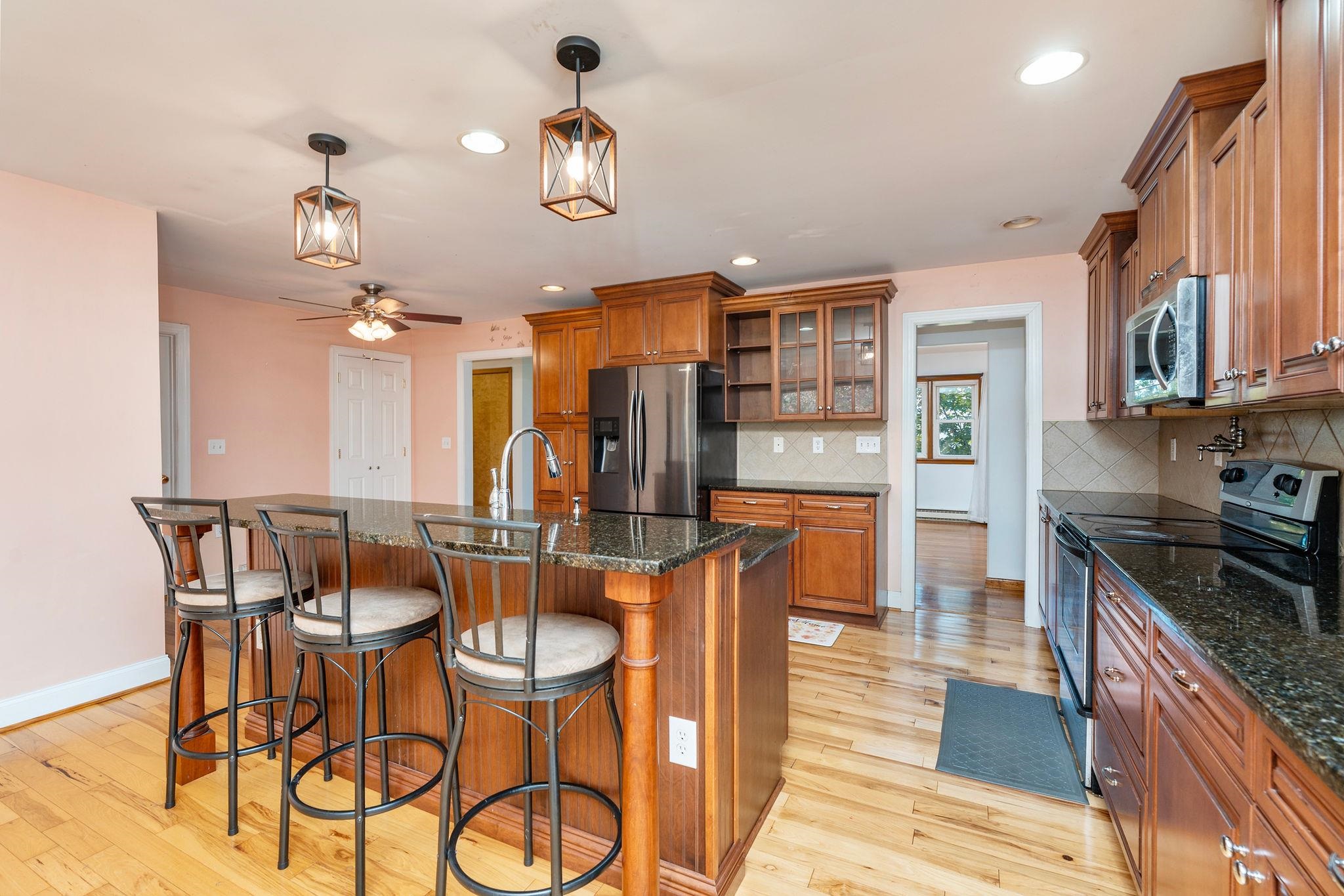 21 PEAK LN, WAYNESBORO, Virginia 22980, 3 Bedrooms Bedrooms, ,2 BathroomsBathrooms,Residential,21 PEAK LN,683539 MLS # 683539 21 PEAK LN, WAYNESBORO, Virginia 22980, 3 Bedrooms Bedrooms, ,2 BathroomsBathrooms,Residential,21 PEAK LN,683539 MLS # 683539