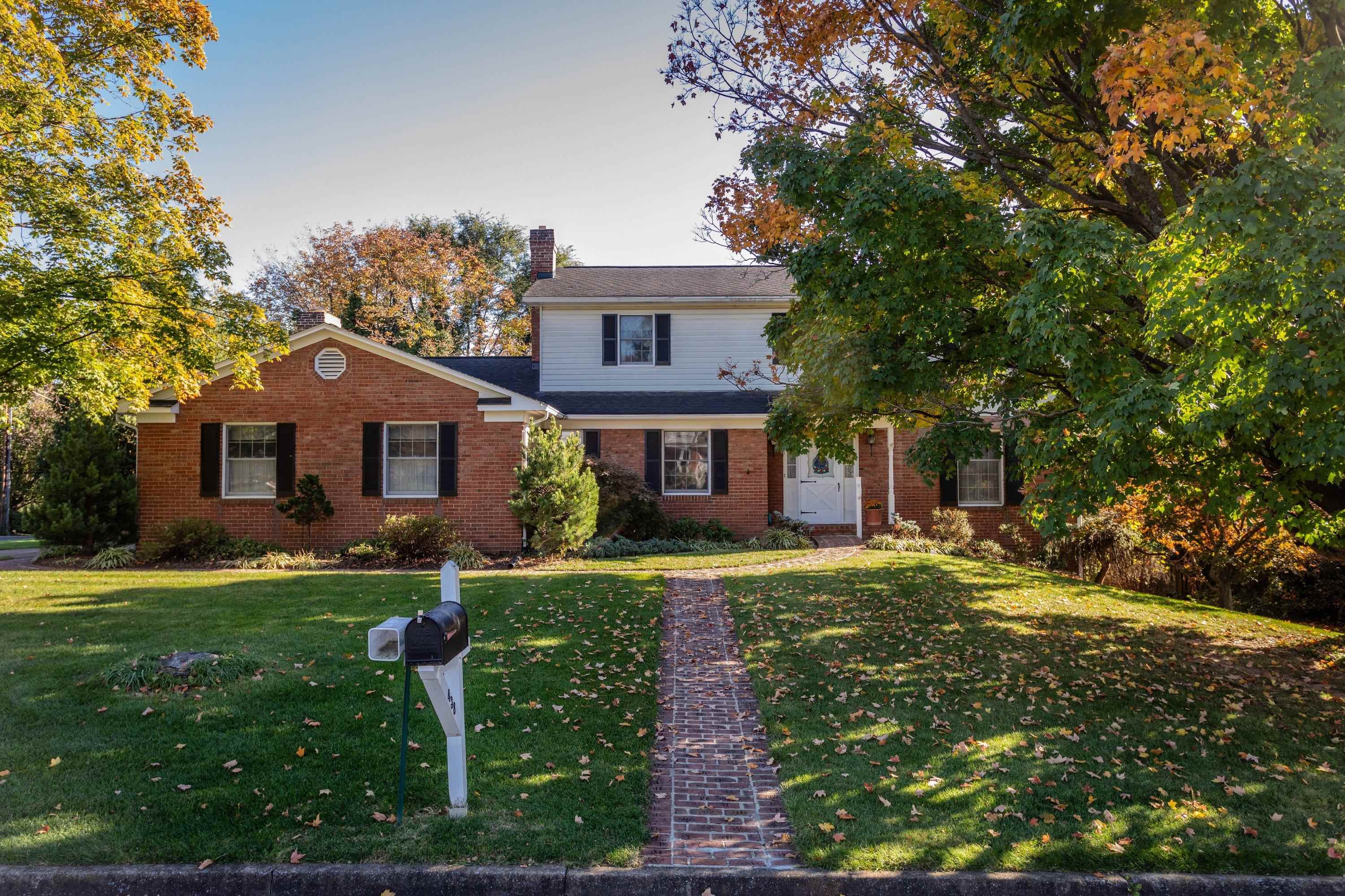 438 PRESTON DR, HARRISONBURG, Virginia 22801, 4 Bedrooms Bedrooms, ,2 BathroomsBathrooms,Residential,438 PRESTON DR,683544 MLS # 683544 438 PRESTON DR, HARRISONBURG, Virginia 22801, 4 Bedrooms Bedrooms, ,2 BathroomsBathrooms,Residential,438 PRESTON DR,683544 MLS # 683544