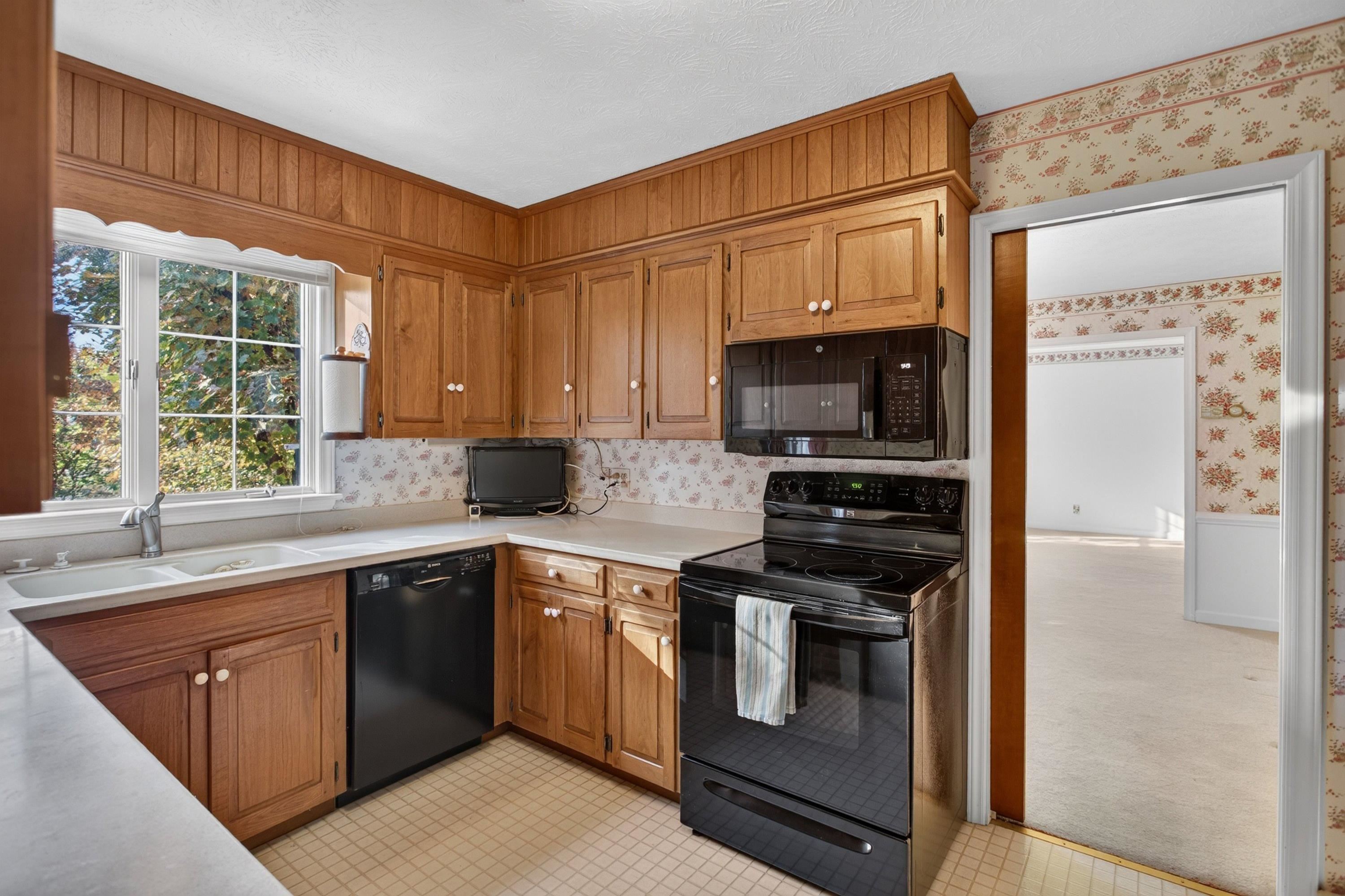 438 PRESTON DR, HARRISONBURG, Virginia 22801, 4 Bedrooms Bedrooms, ,2 BathroomsBathrooms,Residential,438 PRESTON DR,683544 MLS # 683544 438 PRESTON DR, HARRISONBURG, Virginia 22801, 4 Bedrooms Bedrooms, ,2 BathroomsBathrooms,Residential,438 PRESTON DR,683544 MLS # 683544