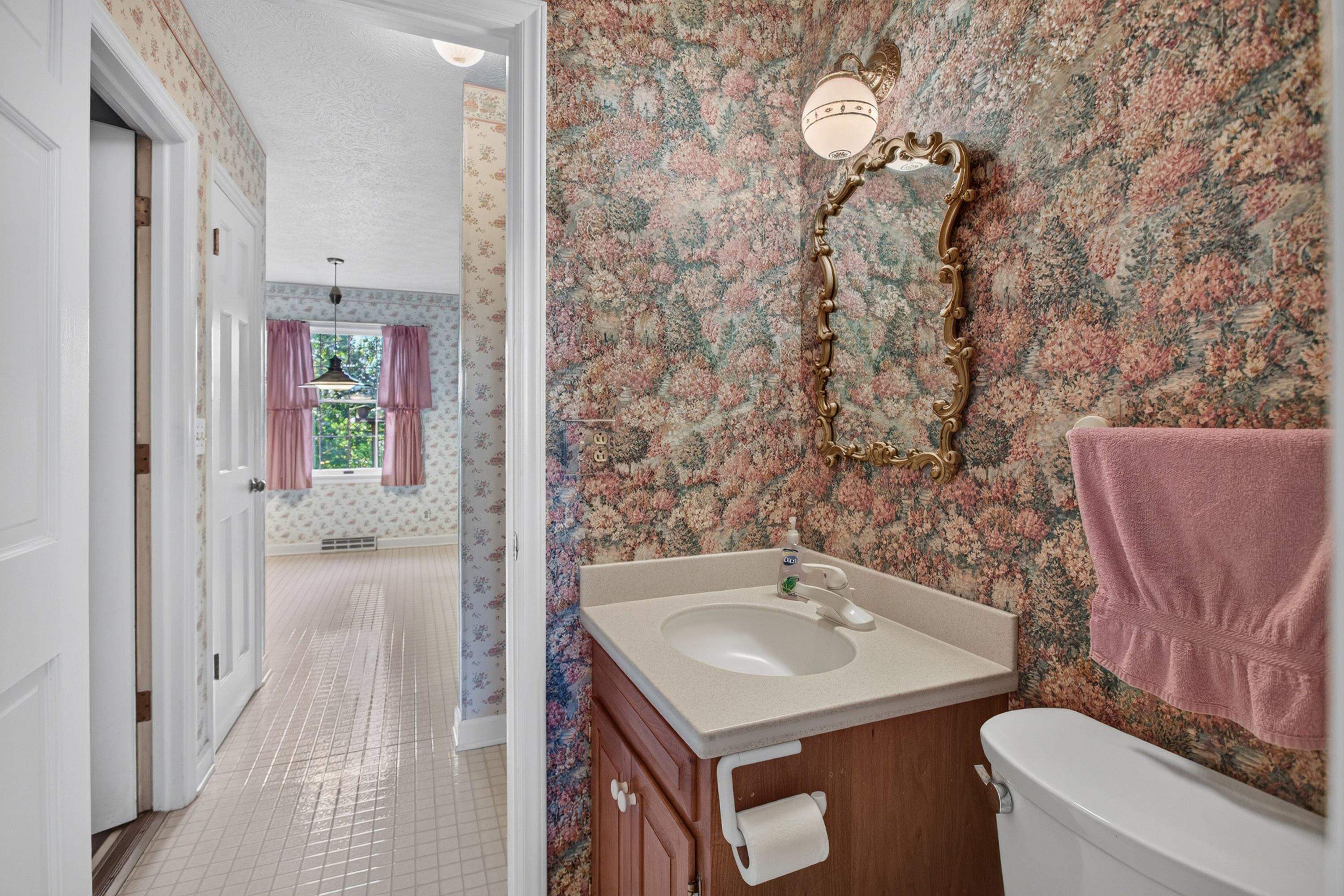 438 PRESTON DR, HARRISONBURG, Virginia 22801, 4 Bedrooms Bedrooms, ,2 BathroomsBathrooms,Residential,438 PRESTON DR,683544 MLS # 683544 438 PRESTON DR, HARRISONBURG, Virginia 22801, 4 Bedrooms Bedrooms, ,2 BathroomsBathrooms,Residential,438 PRESTON DR,683544 MLS # 683544