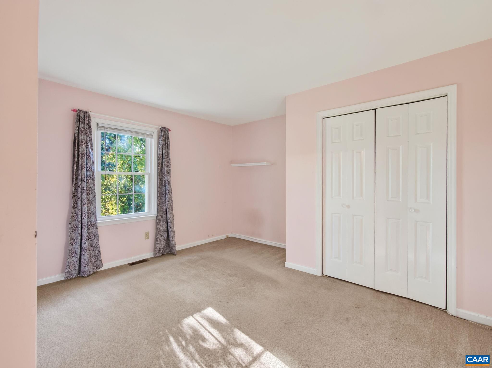 1400 MINOR RIDGE CT, CHARLOTTESVILLE, Virginia 22901, 3 Bedrooms Bedrooms, ,1 BathroomBathrooms,Residential,1400 MINOR RIDGE CT,683545 MLS # 683545