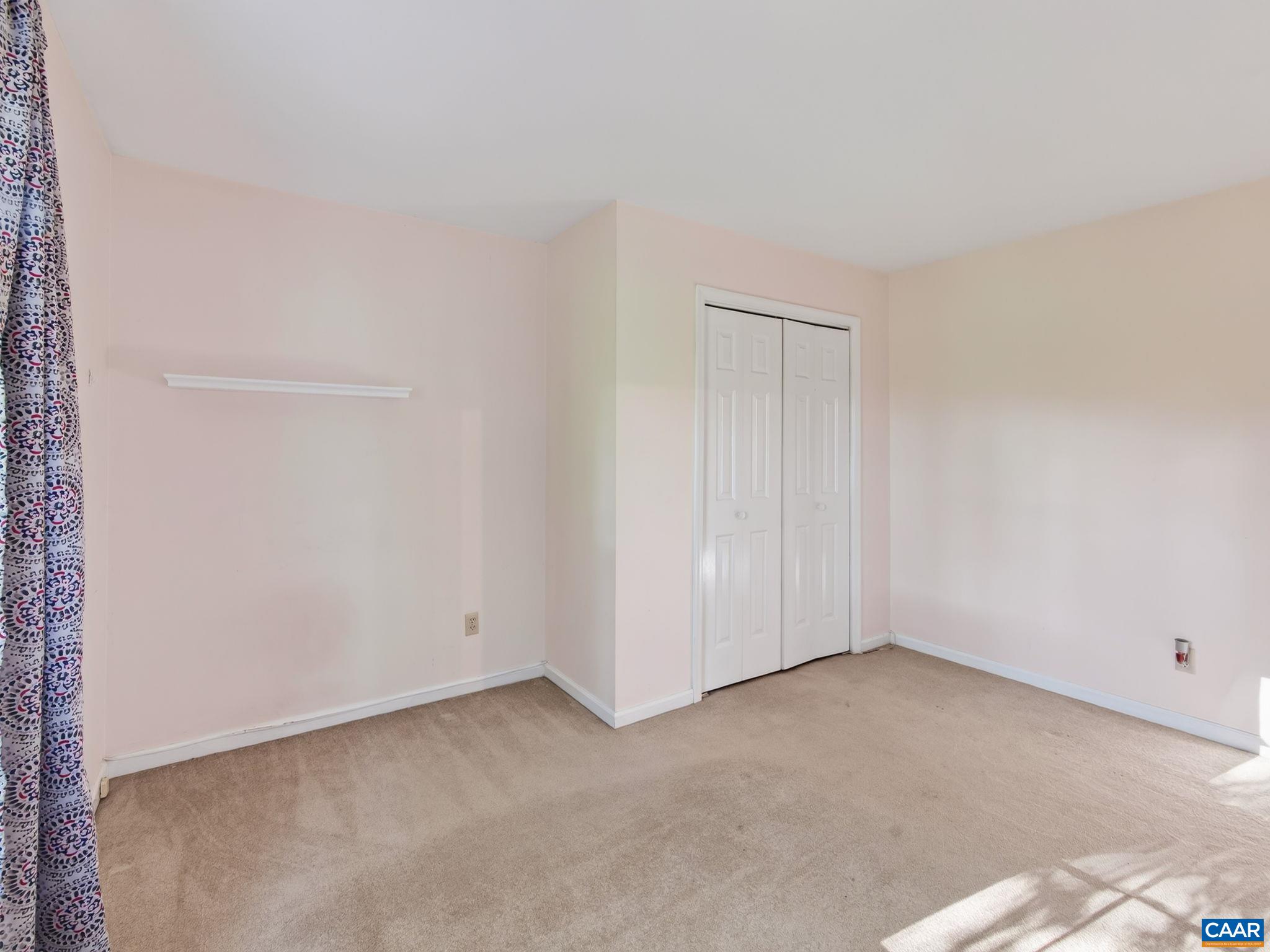1400 MINOR RIDGE CT, CHARLOTTESVILLE, Virginia 22901, 3 Bedrooms Bedrooms, ,1 BathroomBathrooms,Residential,1400 MINOR RIDGE CT,683545 MLS # 683545