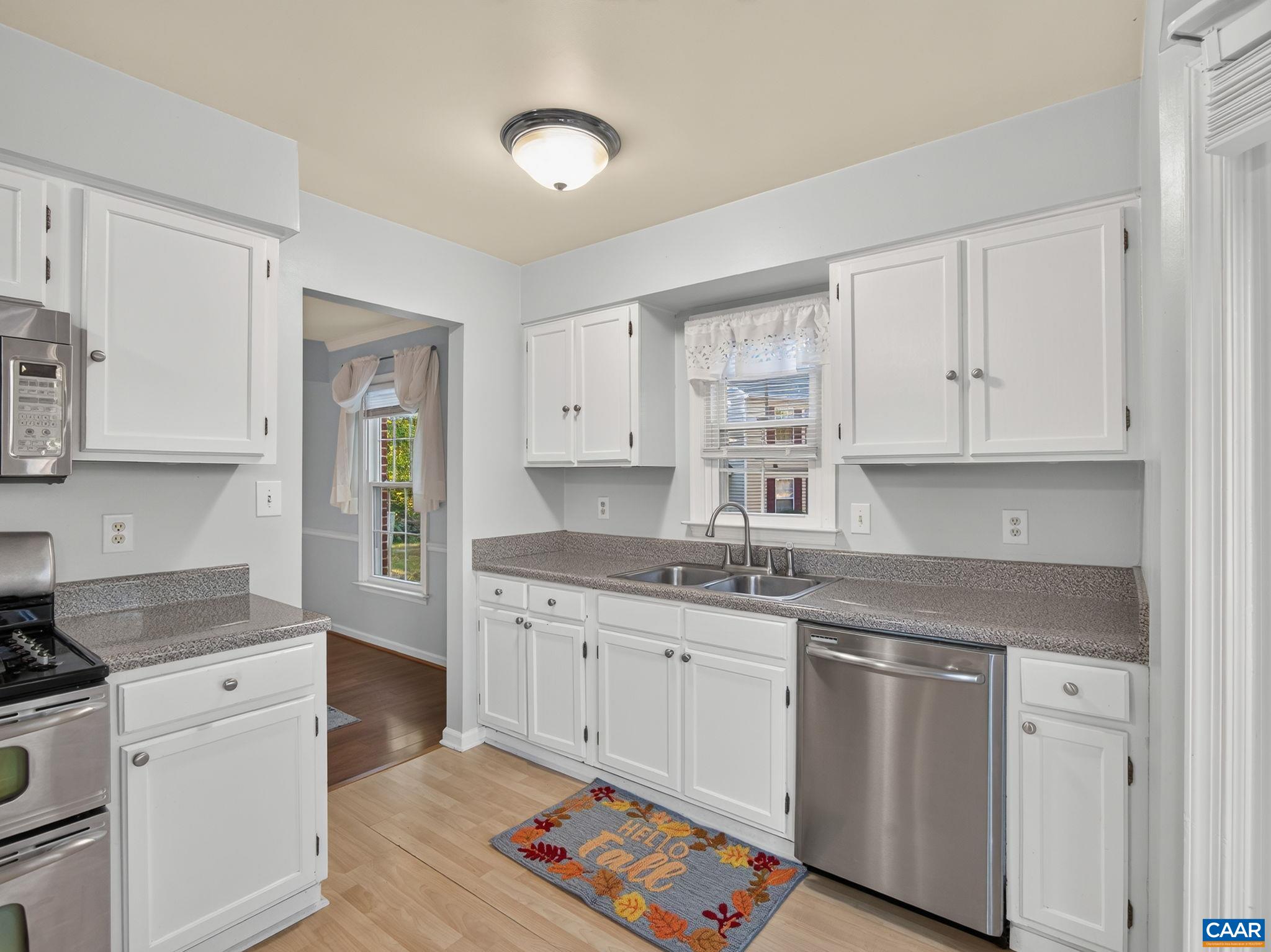 1400 MINOR RIDGE CT, CHARLOTTESVILLE, Virginia 22901, 3 Bedrooms Bedrooms, ,1 BathroomBathrooms,Residential,1400 MINOR RIDGE CT,683545 MLS # 683545