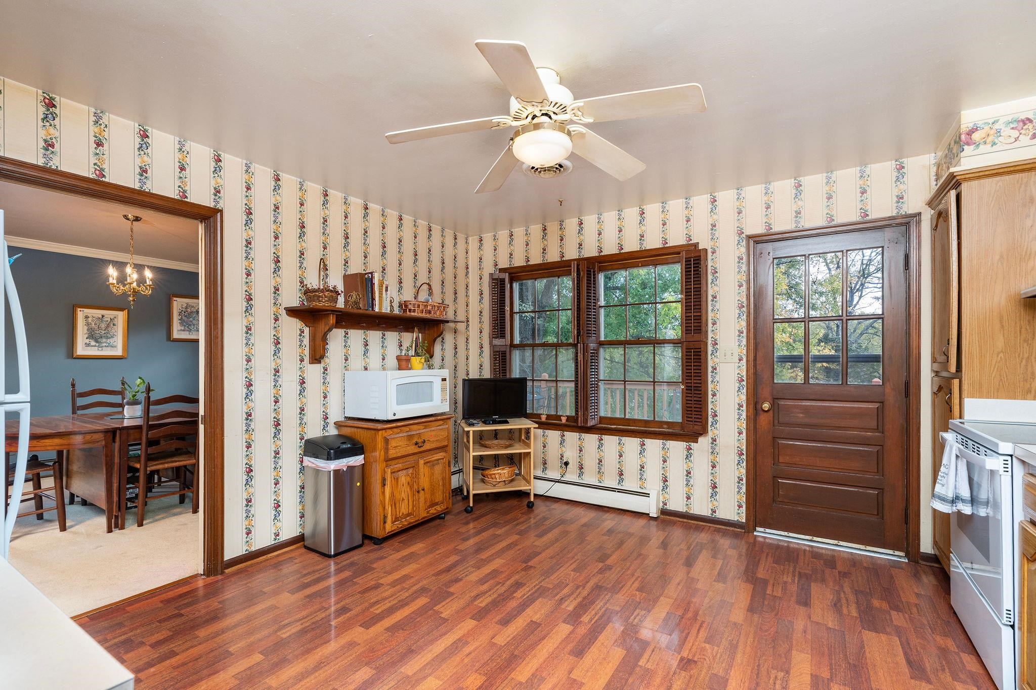 1029 RIDGEMONT DR, STAUNTON, Virginia 24401, 4 Bedrooms Bedrooms, ,3 BathroomsBathrooms,Residential,1029 RIDGEMONT DR,683547 MLS # 683547 1029 RIDGEMONT DR, STAUNTON, Virginia 24401, 4 Bedrooms Bedrooms, ,3 BathroomsBathrooms,Residential,1029 RIDGEMONT DR,683547 MLS # 683547