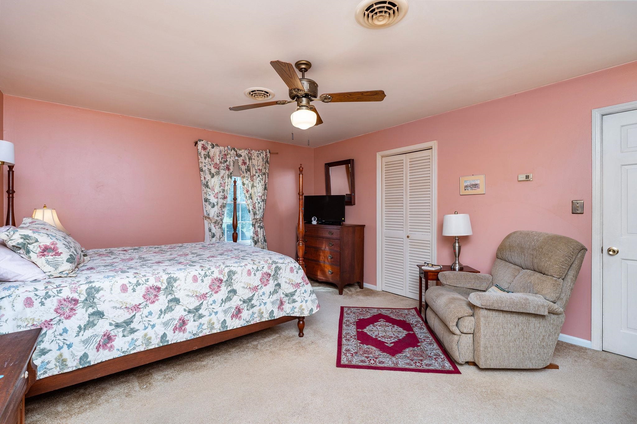 1029 RIDGEMONT DR, STAUNTON, Virginia 24401, 4 Bedrooms Bedrooms, ,3 BathroomsBathrooms,Residential,1029 RIDGEMONT DR,683547 MLS # 683547 1029 RIDGEMONT DR, STAUNTON, Virginia 24401, 4 Bedrooms Bedrooms, ,3 BathroomsBathrooms,Residential,1029 RIDGEMONT DR,683547 MLS # 683547