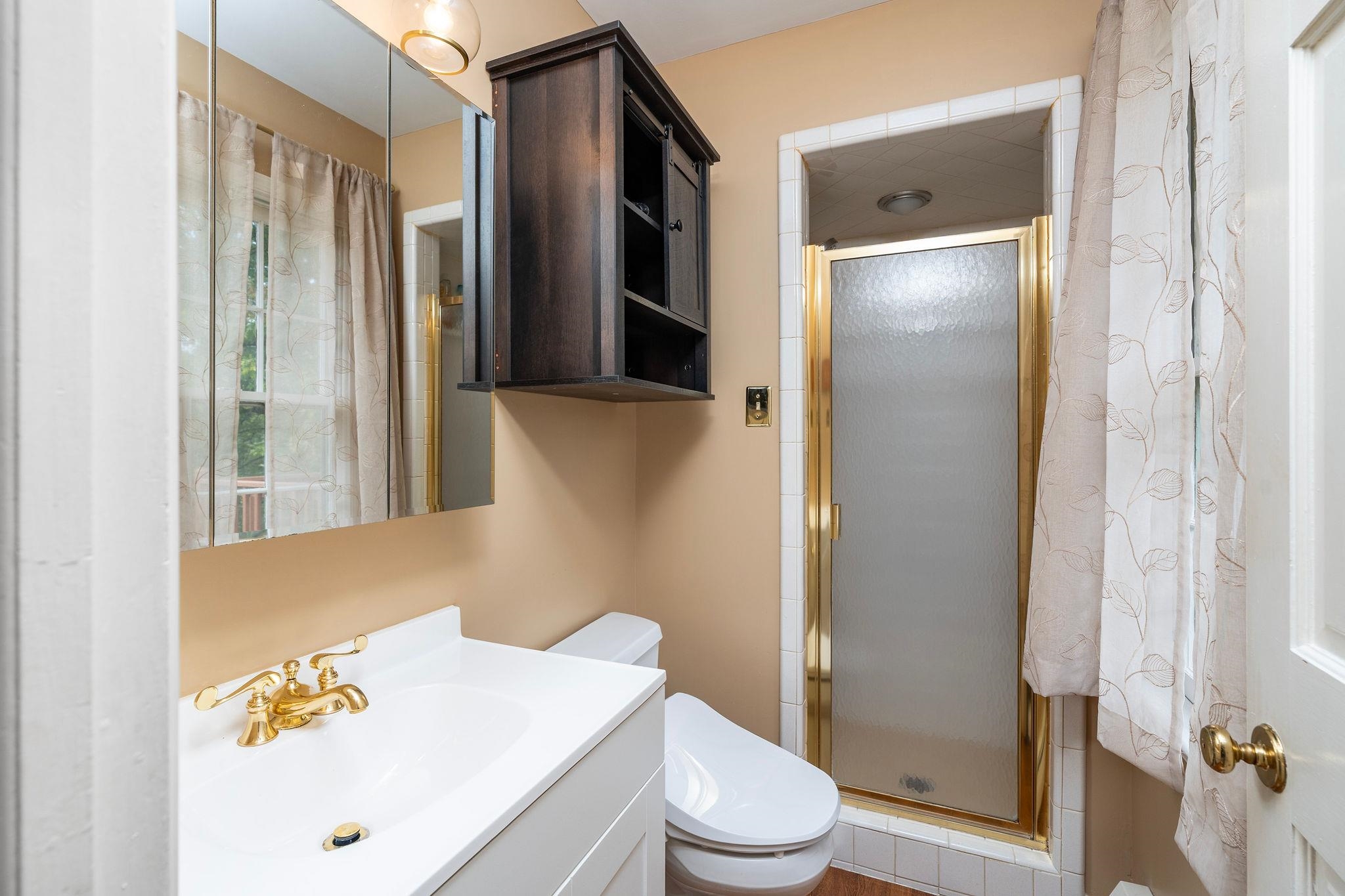 1029 RIDGEMONT DR, STAUNTON, Virginia 24401, 4 Bedrooms Bedrooms, ,3 BathroomsBathrooms,Residential,1029 RIDGEMONT DR,683547 MLS # 683547 1029 RIDGEMONT DR, STAUNTON, Virginia 24401, 4 Bedrooms Bedrooms, ,3 BathroomsBathrooms,Residential,1029 RIDGEMONT DR,683547 MLS # 683547