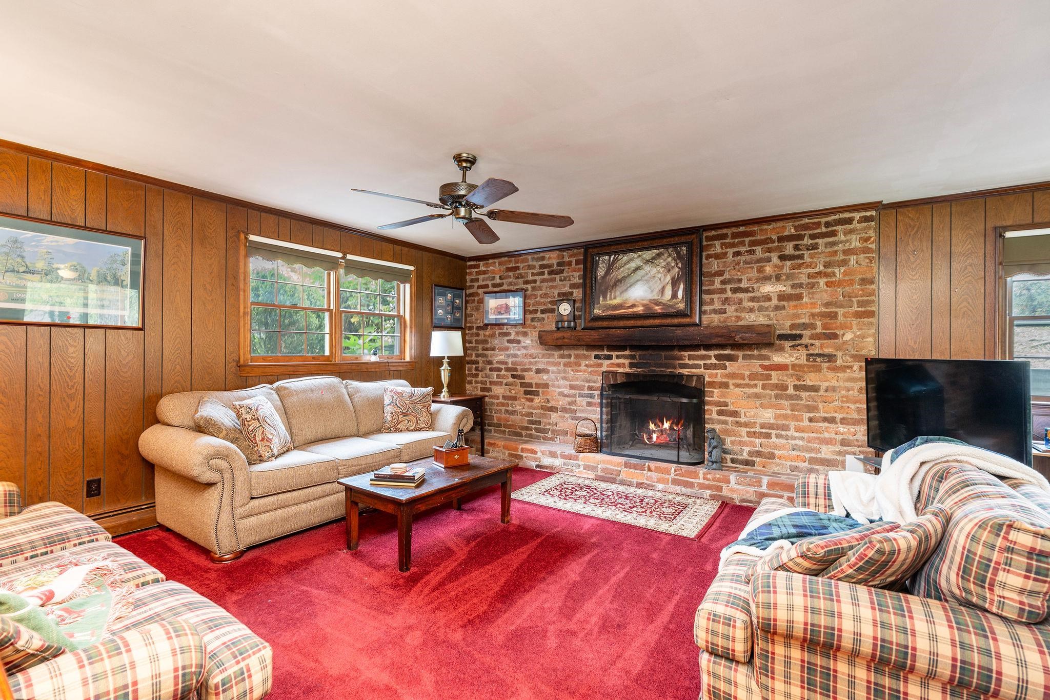 1029 RIDGEMONT DR, STAUNTON, Virginia 24401, 4 Bedrooms Bedrooms, ,3 BathroomsBathrooms,Residential,1029 RIDGEMONT DR,683547 MLS # 683547 1029 RIDGEMONT DR, STAUNTON, Virginia 24401, 4 Bedrooms Bedrooms, ,3 BathroomsBathrooms,Residential,1029 RIDGEMONT DR,683547 MLS # 683547