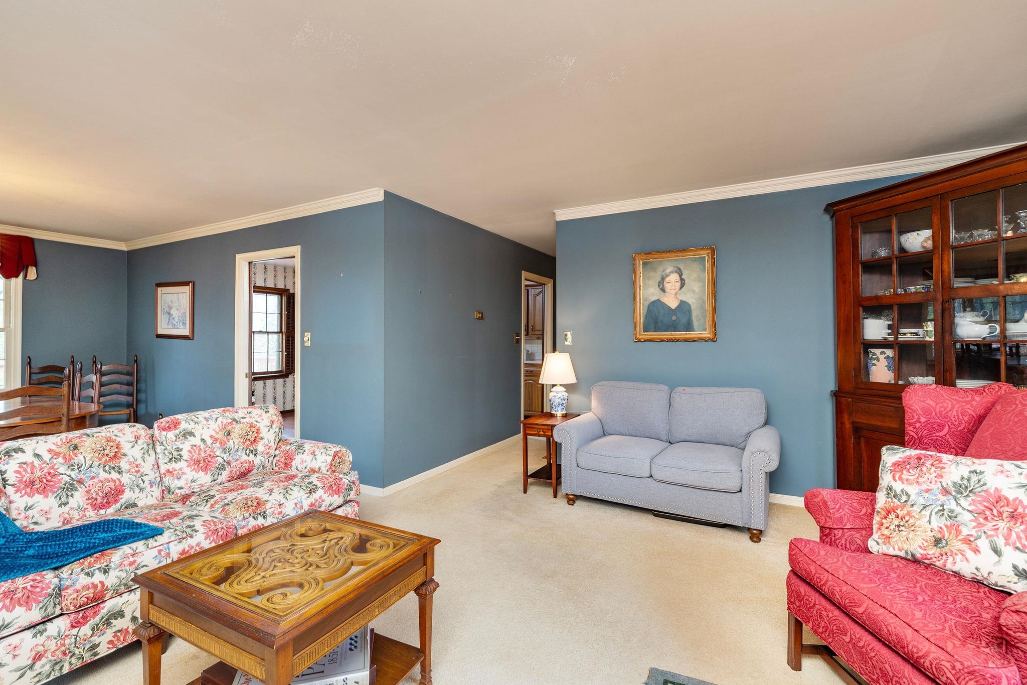 1029 RIDGEMONT DR, STAUNTON, Virginia 24401, 4 Bedrooms Bedrooms, ,3 BathroomsBathrooms,Residential,1029 RIDGEMONT DR,683547 MLS # 683547 1029 RIDGEMONT DR, STAUNTON, Virginia 24401, 4 Bedrooms Bedrooms, ,3 BathroomsBathrooms,Residential,1029 RIDGEMONT DR,683547 MLS # 683547