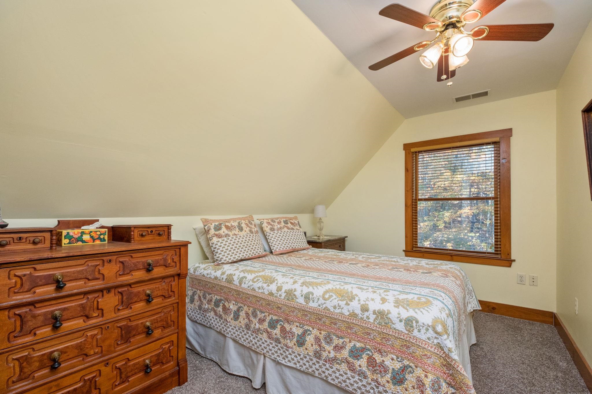 268 LAUREL HOLLOW RD, VESUVIUS, Virginia 24483, 3 Bedrooms Bedrooms, ,3 BathroomsBathrooms,Residential,OWL'S NEST,268 LAUREL HOLLOW RD,683548 MLS # 683548 268 LAUREL HOLLOW RD, VESUVIUS, Virginia 24483, 3 Bedrooms Bedrooms, ,3 BathroomsBathrooms,Residential,OWL'S NEST,268 LAUREL HOLLOW RD,683548 MLS # 683548
