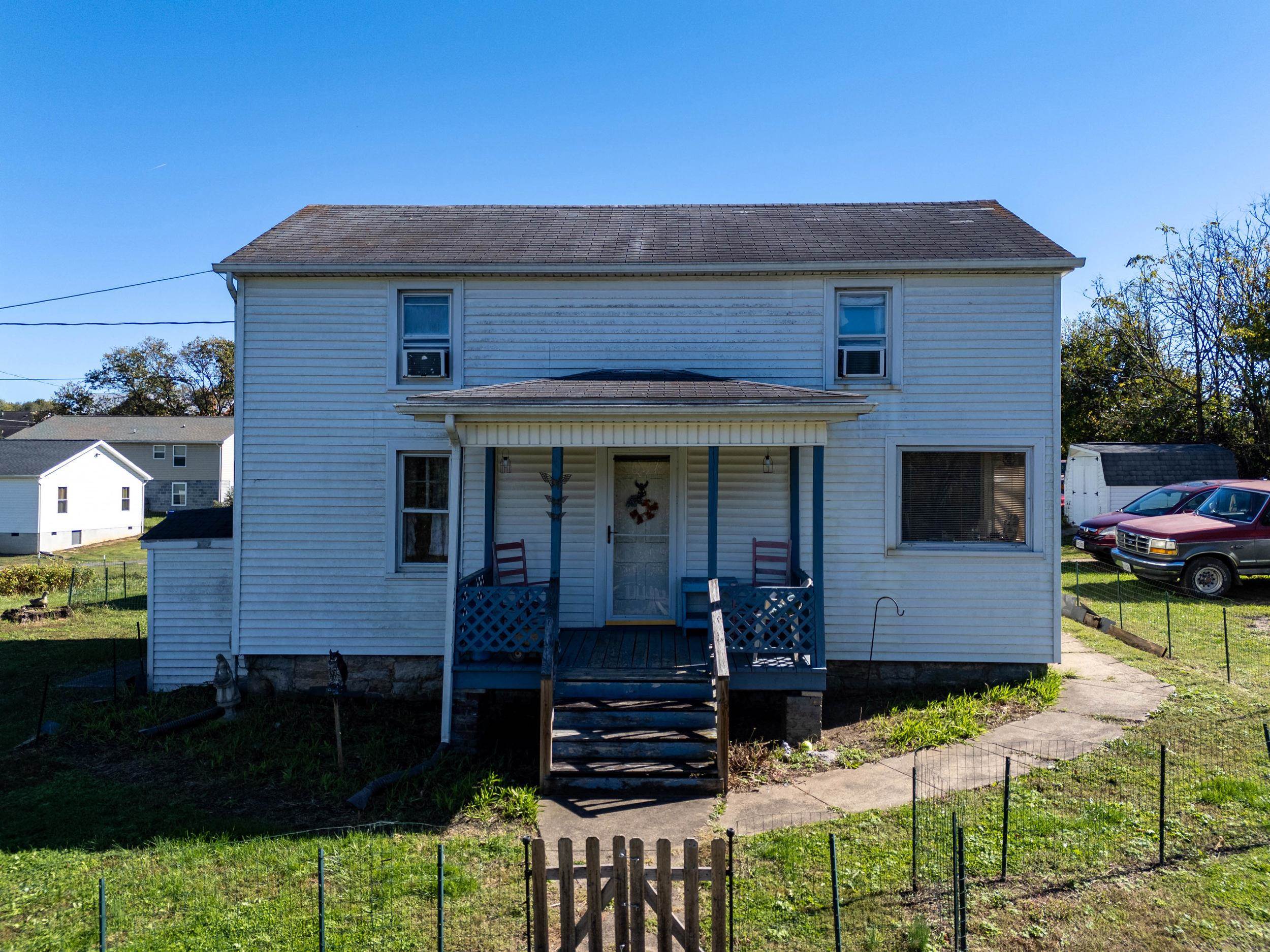 106 RAIL FAN LN, SHENANDOAH, Virginia 22849, 4 Bedrooms Bedrooms, ,1 BathroomBathrooms,Residential,106 RAIL FAN LN,683554 MLS # 683554