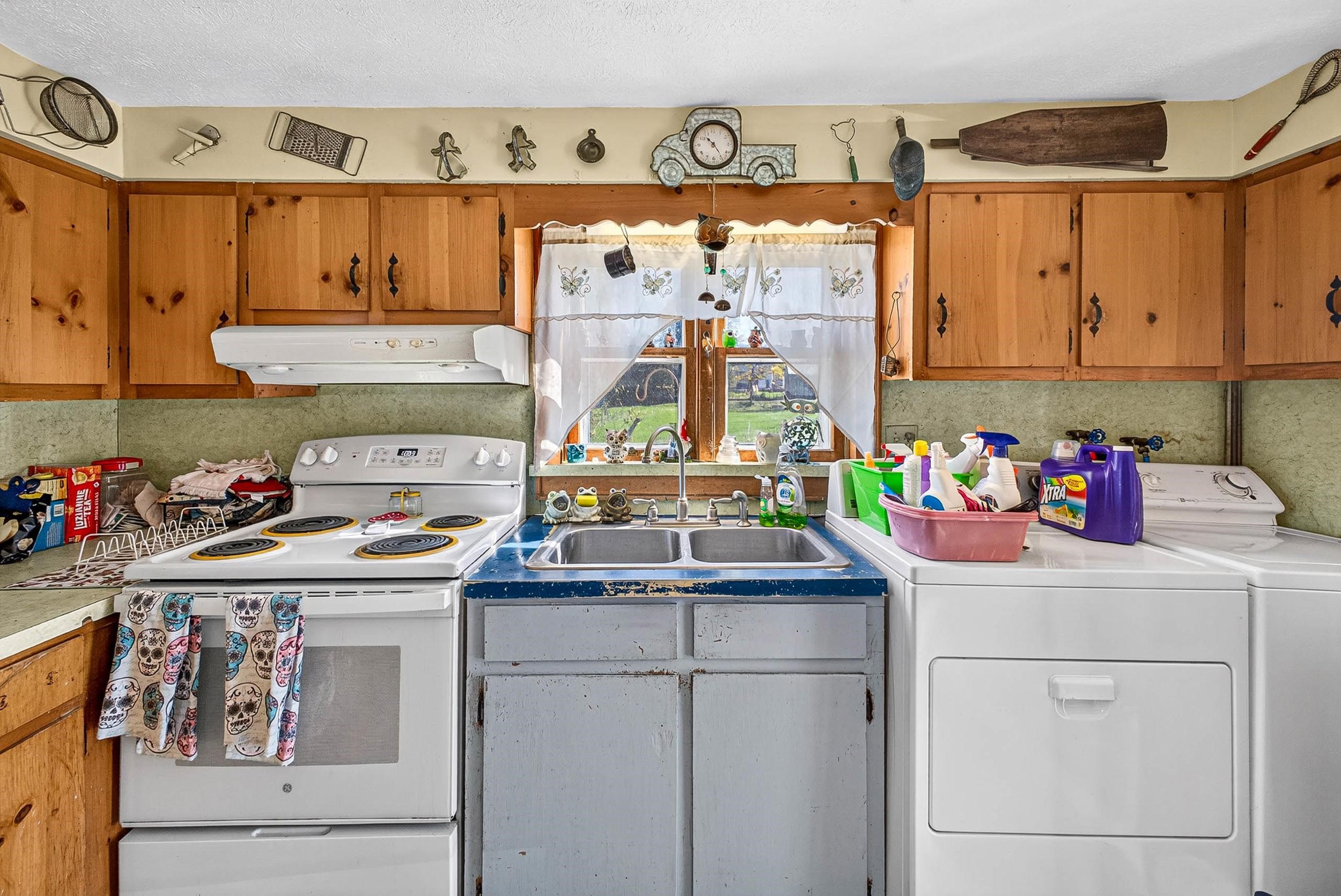 106 RAIL FAN LN, SHENANDOAH, Virginia 22849, 4 Bedrooms Bedrooms, ,1 BathroomBathrooms,Residential,106 RAIL FAN LN,683554 MLS # 683554