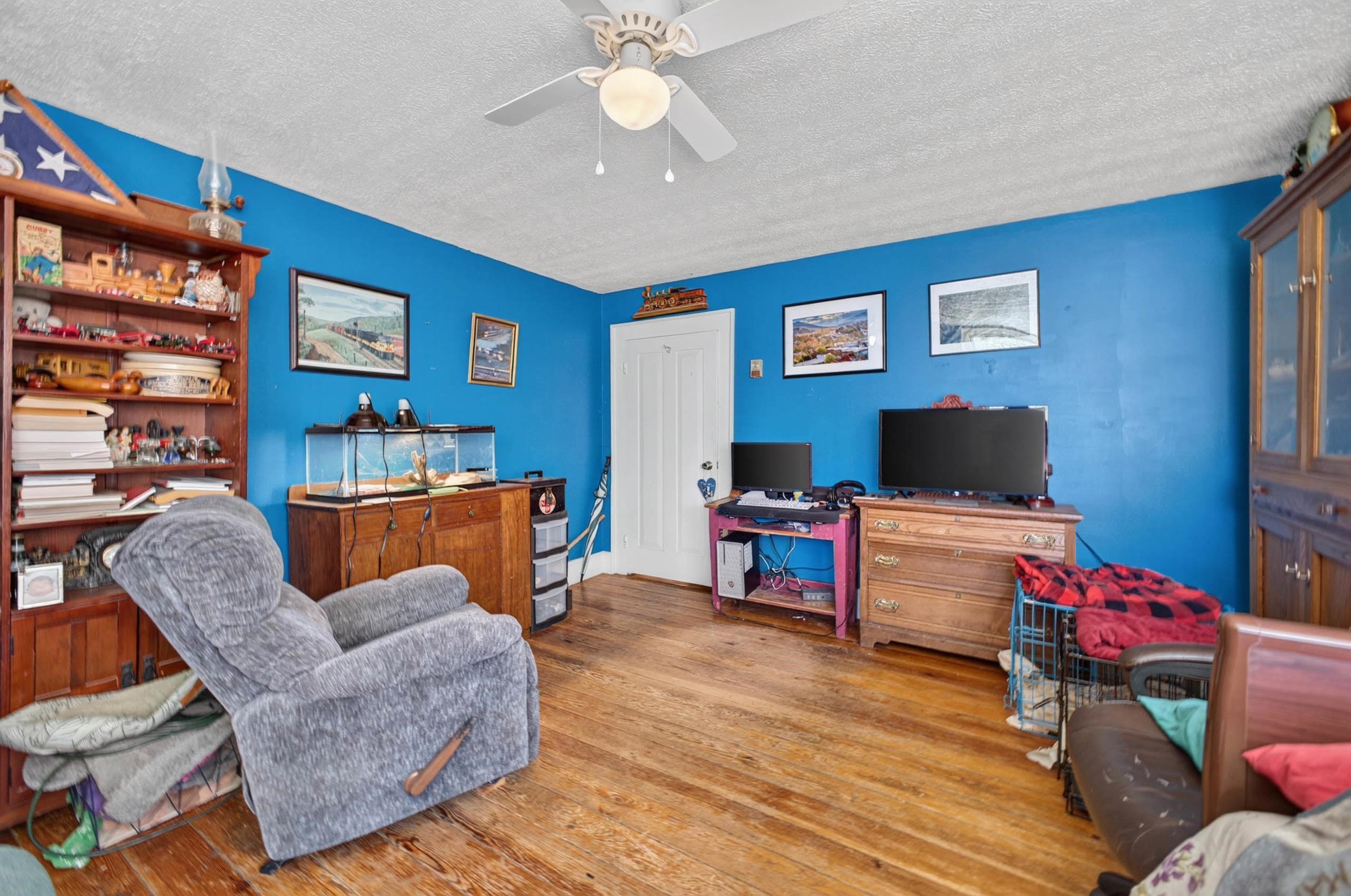 106 RAIL FAN LN, SHENANDOAH, Virginia 22849, 4 Bedrooms Bedrooms, ,1 BathroomBathrooms,Residential,106 RAIL FAN LN,683554 MLS # 683554