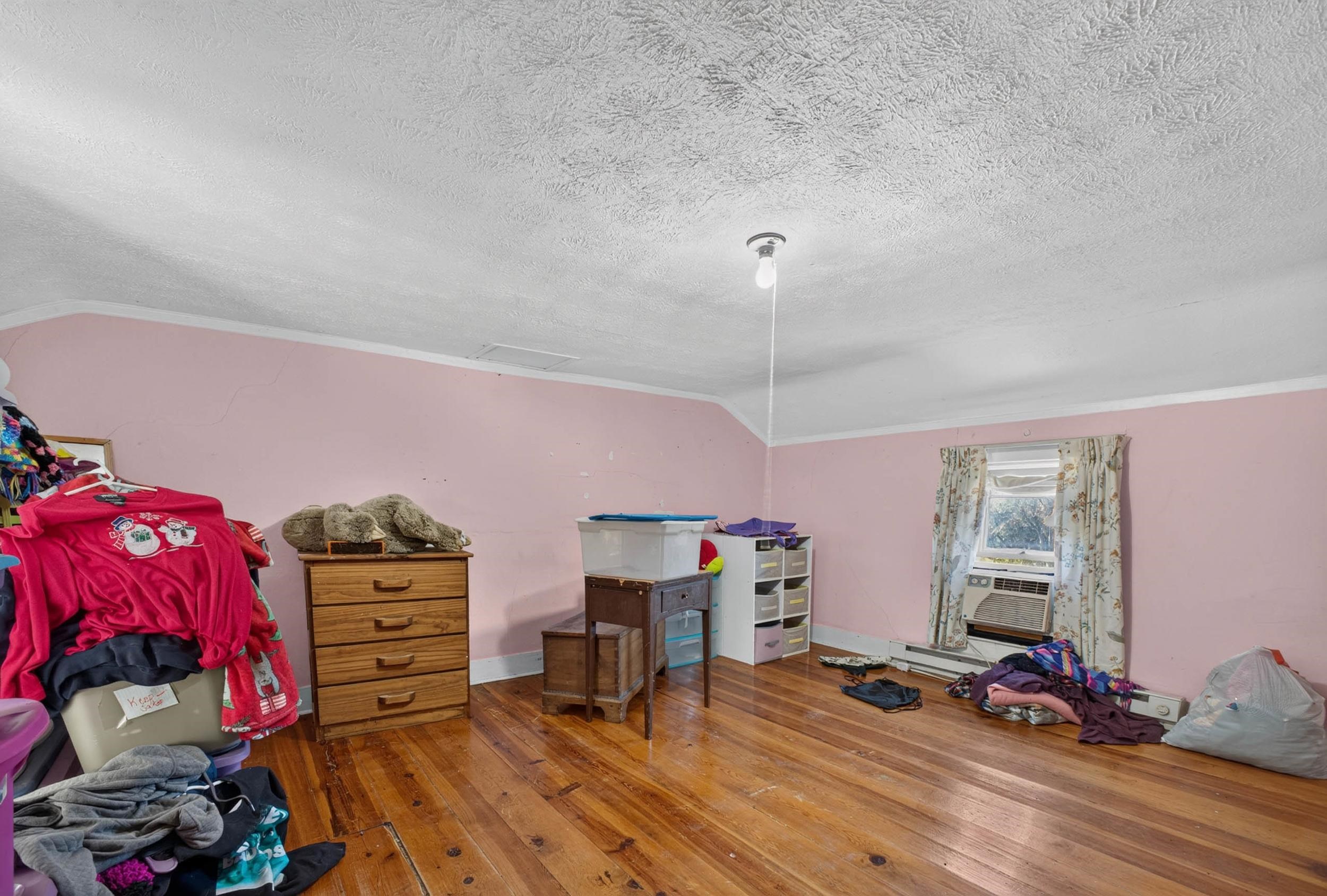 106 RAIL FAN LN, SHENANDOAH, Virginia 22849, 4 Bedrooms Bedrooms, ,1 BathroomBathrooms,Residential,106 RAIL FAN LN,683554 MLS # 683554
