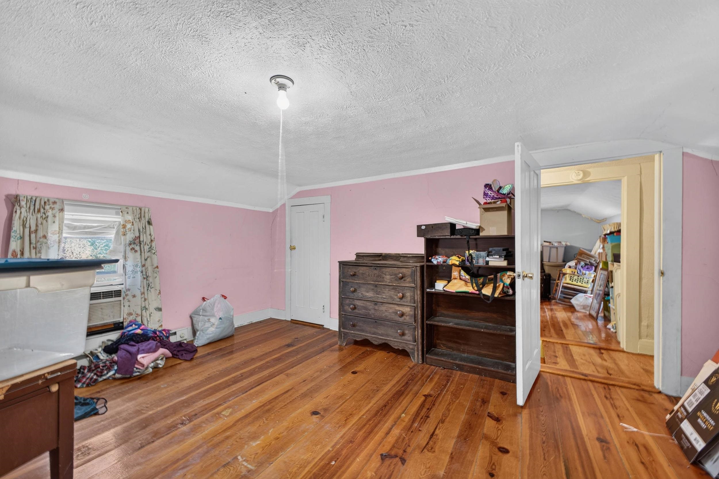 106 RAIL FAN LN, SHENANDOAH, Virginia 22849, 4 Bedrooms Bedrooms, ,1 BathroomBathrooms,Residential,106 RAIL FAN LN,683554 MLS # 683554