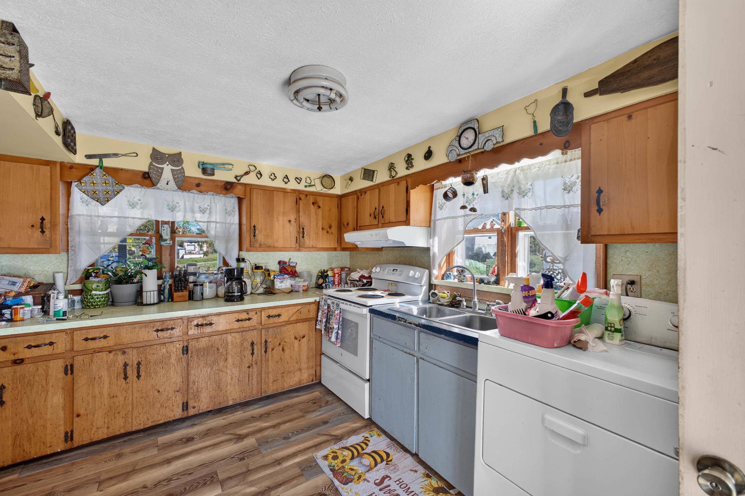 106 RAIL FAN LN, SHENANDOAH, Virginia 22849, 4 Bedrooms Bedrooms, ,1 BathroomBathrooms,Residential,106 RAIL FAN LN,683554 MLS # 683554