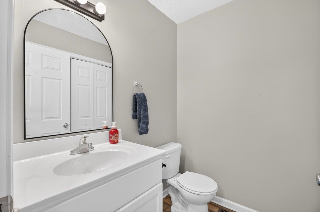 163 LINVILLE AVE, BROADWAY, Virginia 22815, 3 Bedrooms Bedrooms, ,2 BathroomsBathrooms,Residential,163 LINVILLE AVE,683555 MLS # 683555 163 LINVILLE AVE, BROADWAY, Virginia 22815, 3 Bedrooms Bedrooms, ,2 BathroomsBathrooms,Residential,163 LINVILLE AVE,683555 MLS # 683555