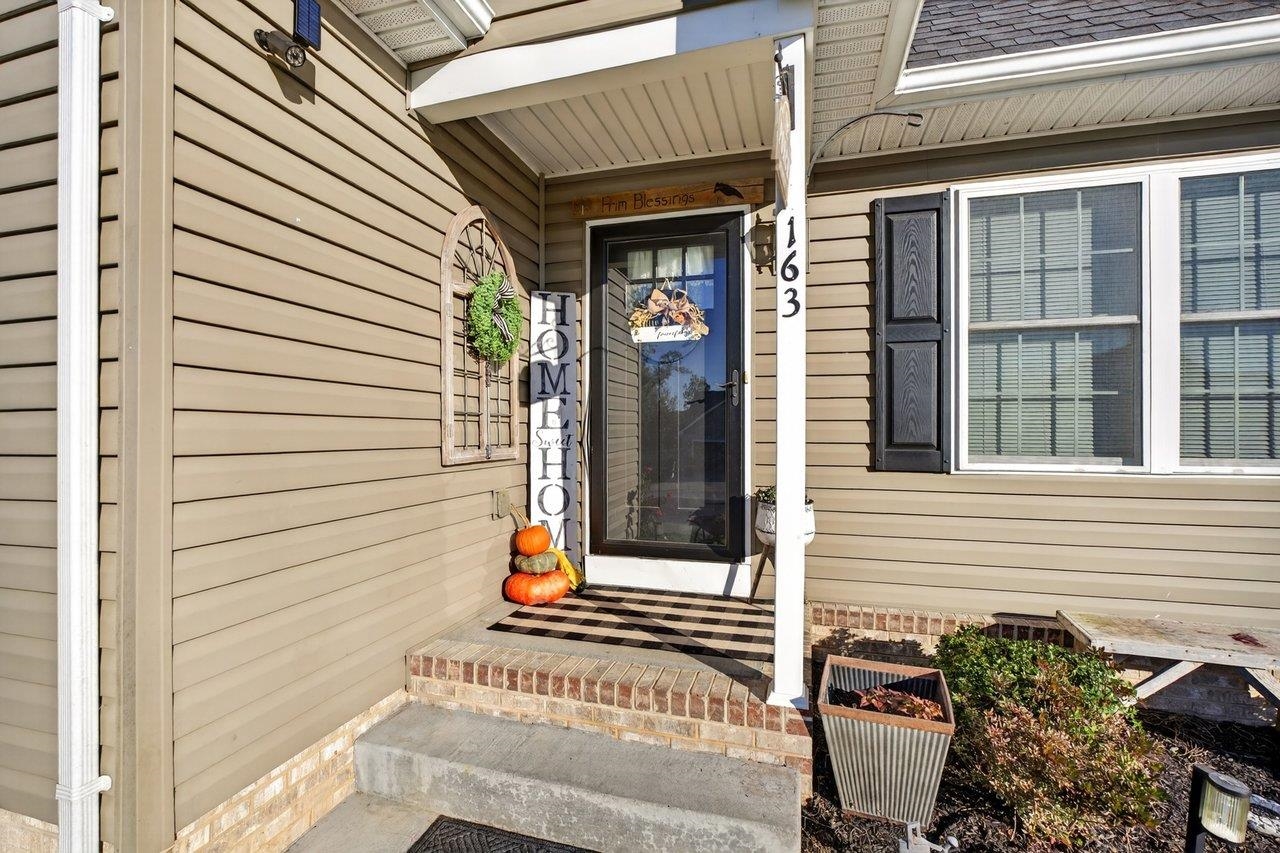 163 LINVILLE AVE, BROADWAY, Virginia 22815, 3 Bedrooms Bedrooms, ,2 BathroomsBathrooms,Residential,163 LINVILLE AVE,683555 MLS # 683555 163 LINVILLE AVE, BROADWAY, Virginia 22815, 3 Bedrooms Bedrooms, ,2 BathroomsBathrooms,Residential,163 LINVILLE AVE,683555 MLS # 683555