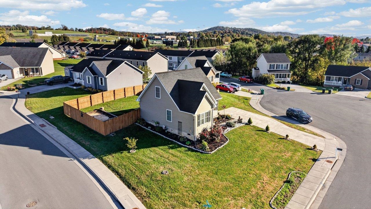 163 LINVILLE AVE, BROADWAY, Virginia 22815, 3 Bedrooms Bedrooms, ,2 BathroomsBathrooms,Residential,163 LINVILLE AVE,683555 MLS # 683555 163 LINVILLE AVE, BROADWAY, Virginia 22815, 3 Bedrooms Bedrooms, ,2 BathroomsBathrooms,Residential,163 LINVILLE AVE,683555 MLS # 683555