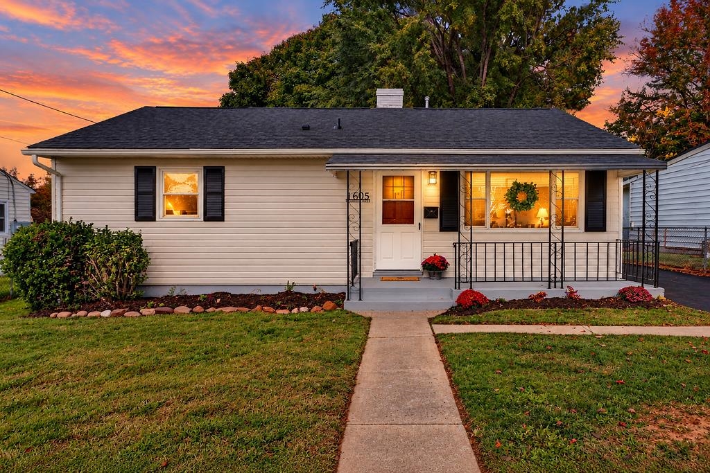 1605 MONROE ST, WAYNESBORO, Virginia 22980, 3 Bedrooms Bedrooms, ,1 BathroomBathrooms,Residential,1605 MONROE ST,683556 MLS # 683556
